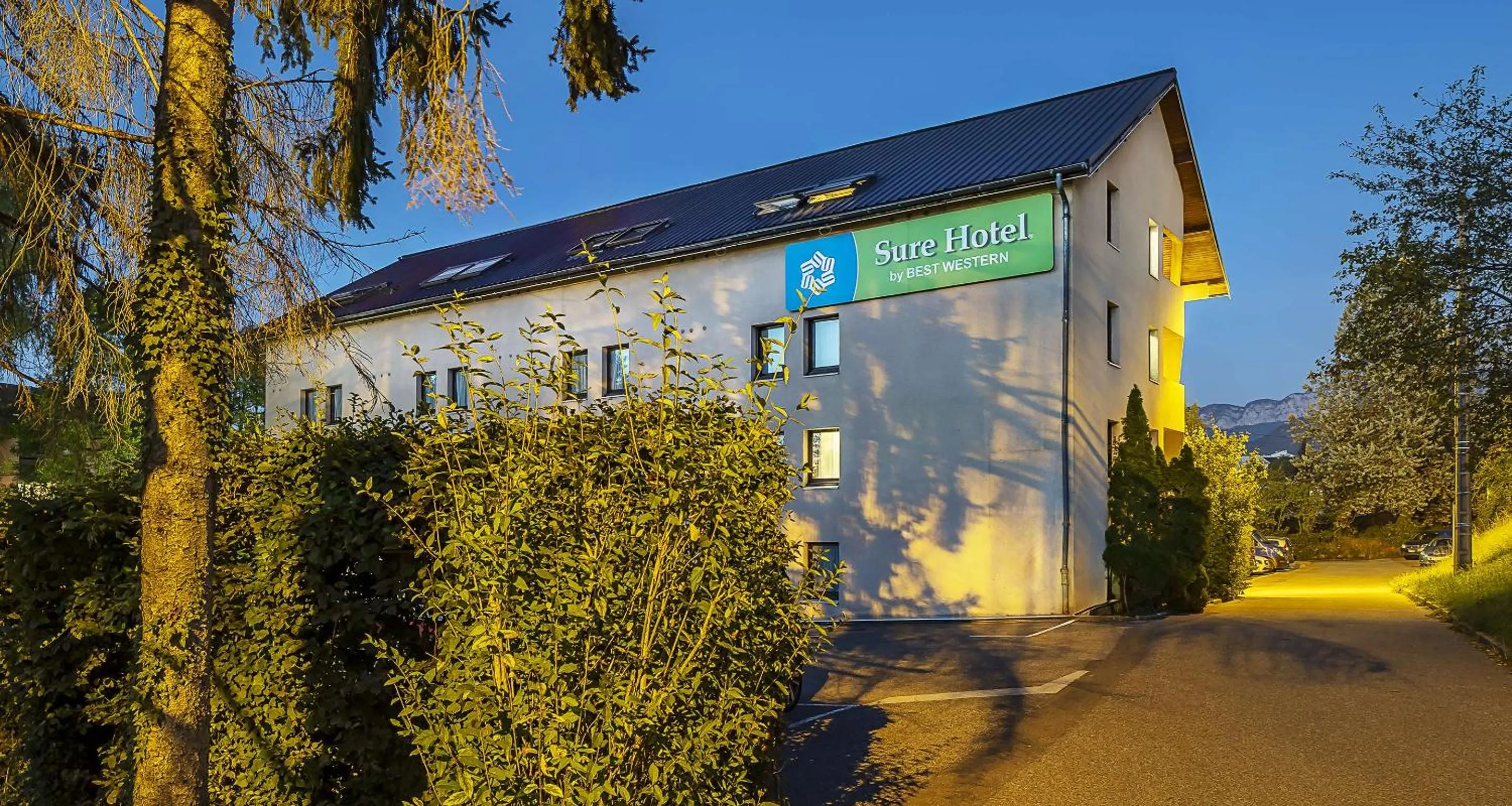 Property building in Sure Hotel by Best Western Annecy