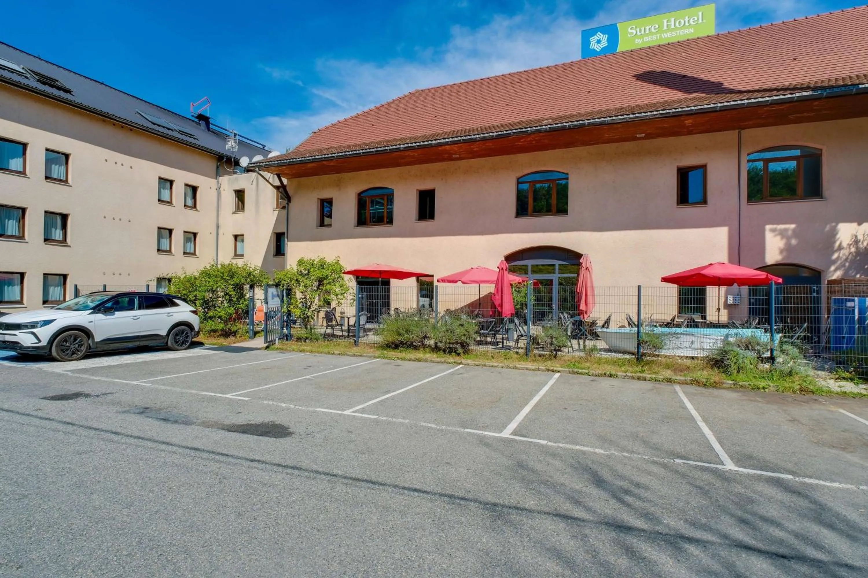 Property building in Sure Hotel by Best Western Annecy