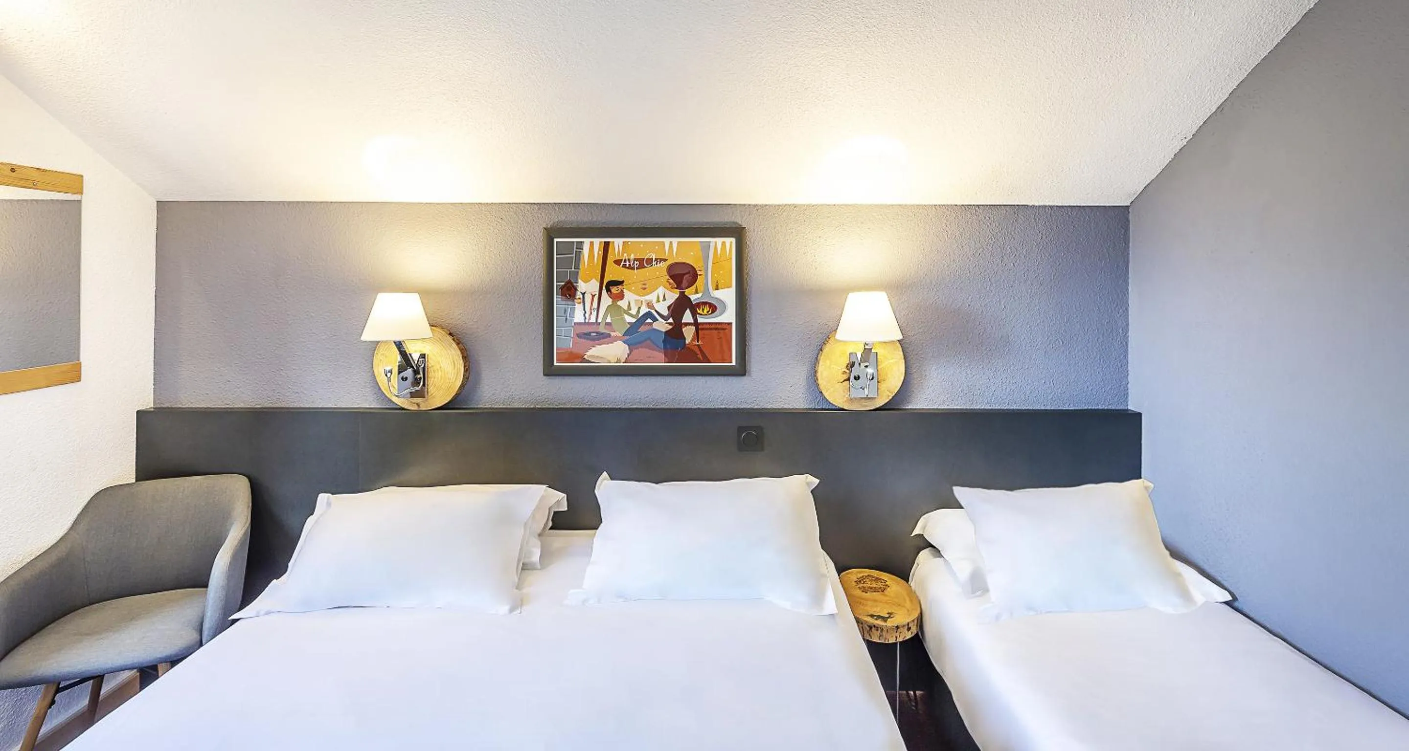 Bedroom, Bed in Sure Hotel by Best Western Annecy