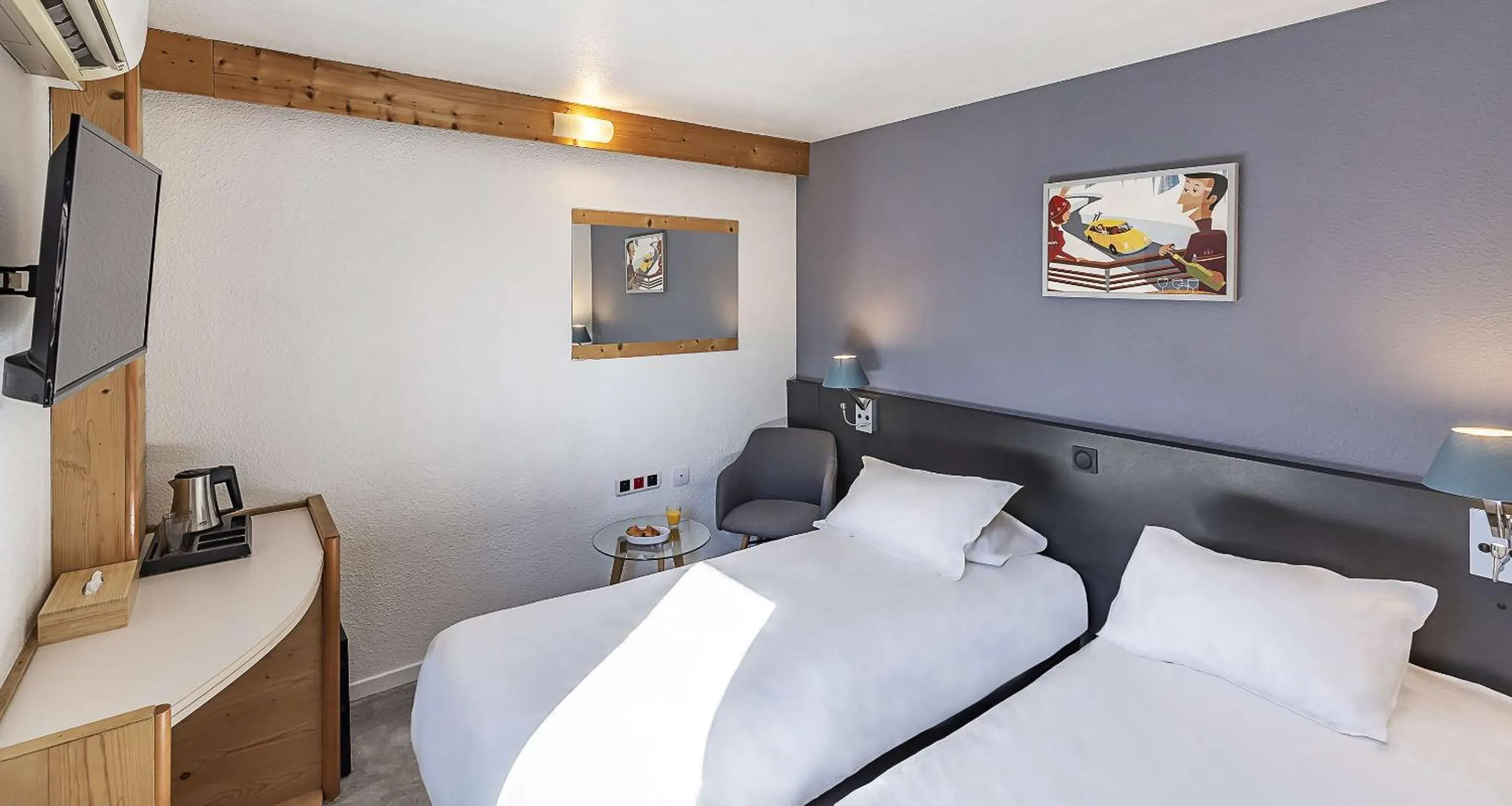 Bedroom, Bed in Sure Hotel by Best Western Annecy