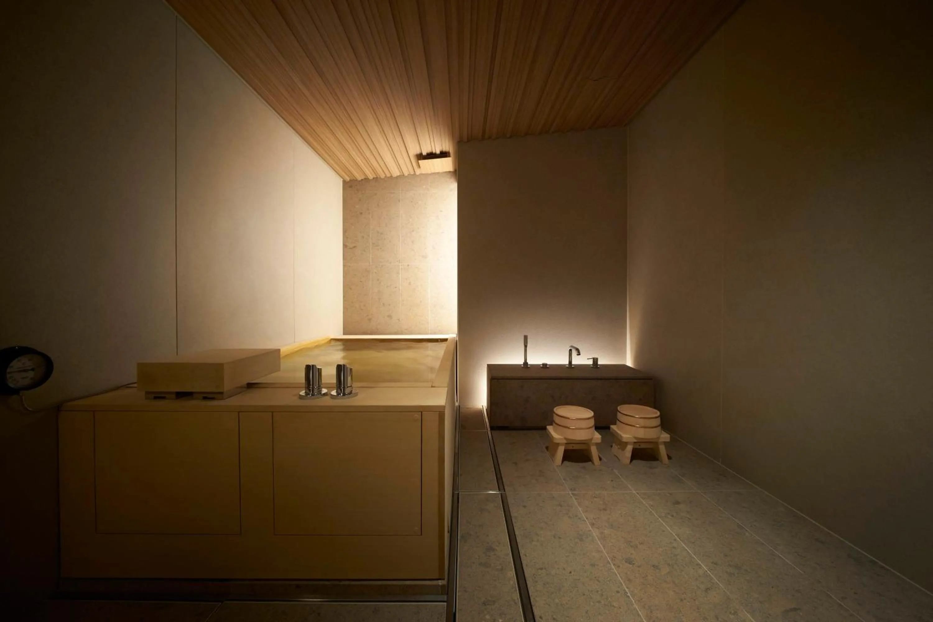 Hot Tub in TSUKI Tokyo