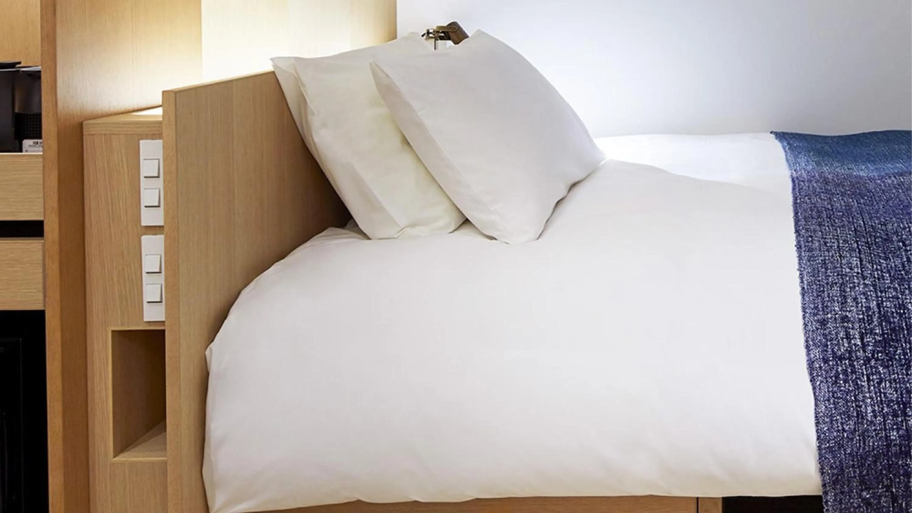 Other, Bed in TSUKI Tokyo