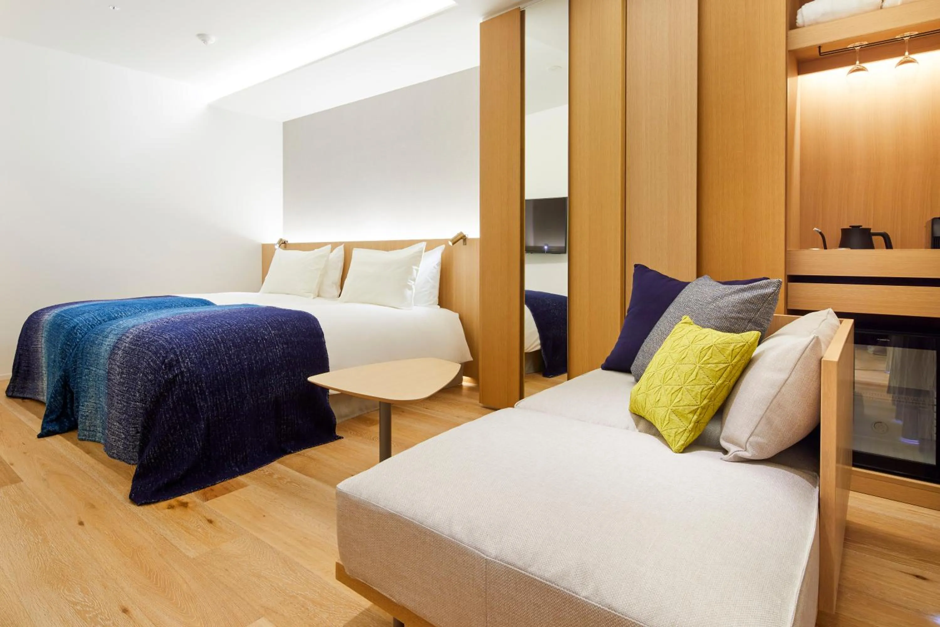 Photo of the whole room, Bed in TSUKI Tokyo