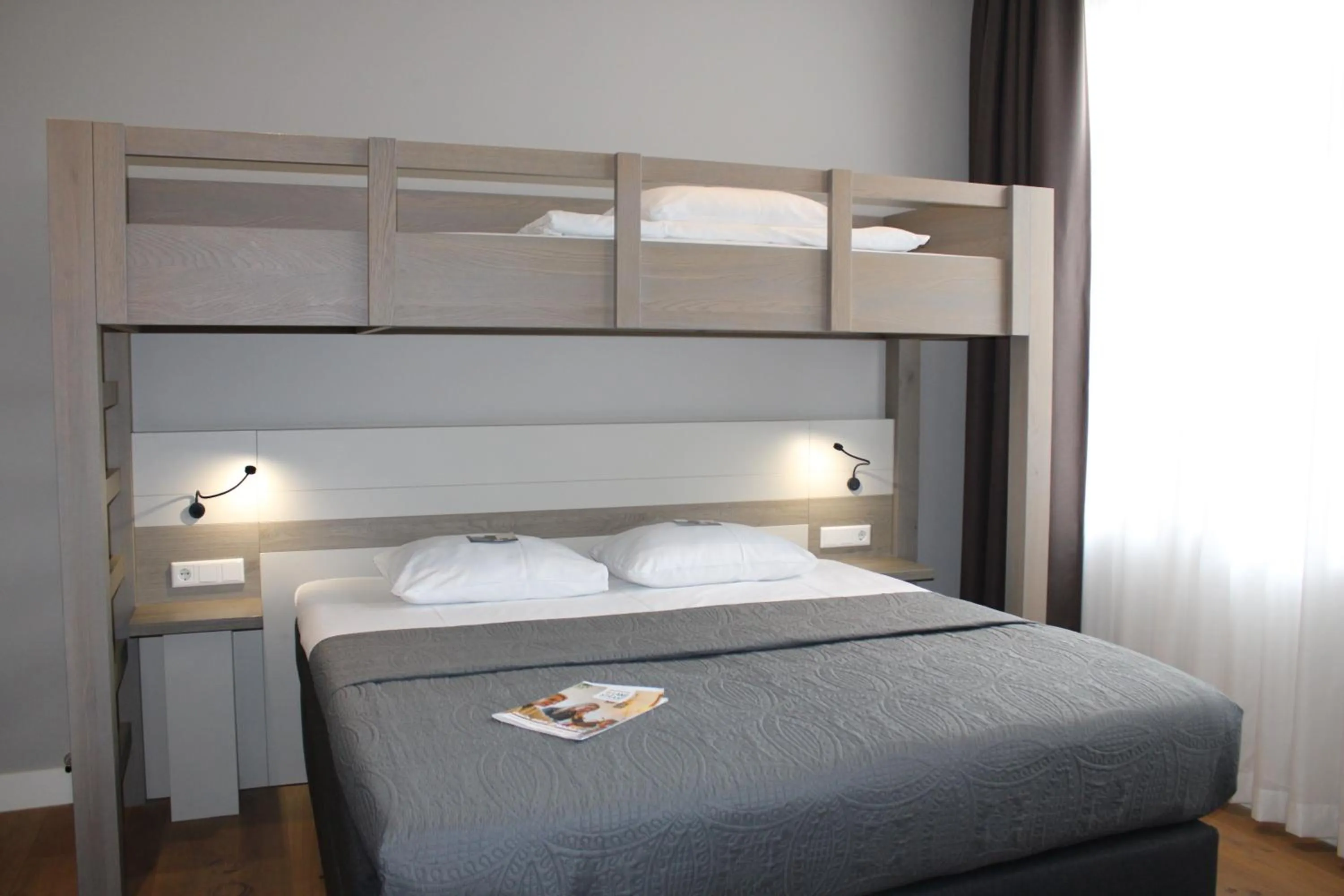 Bedroom, Bed in Hotel 't Peperhuys