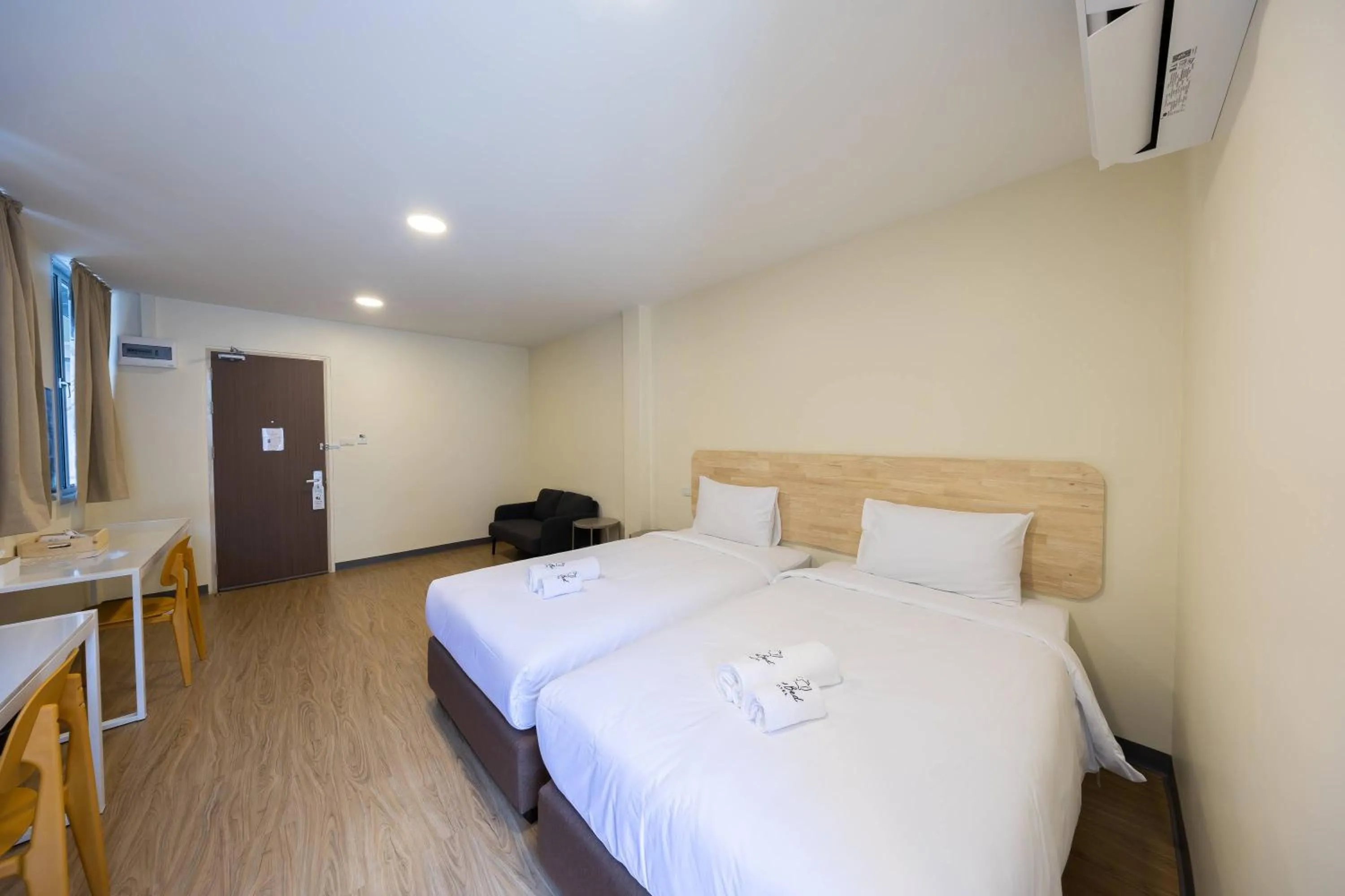 Bed in Fine Bed Hotel