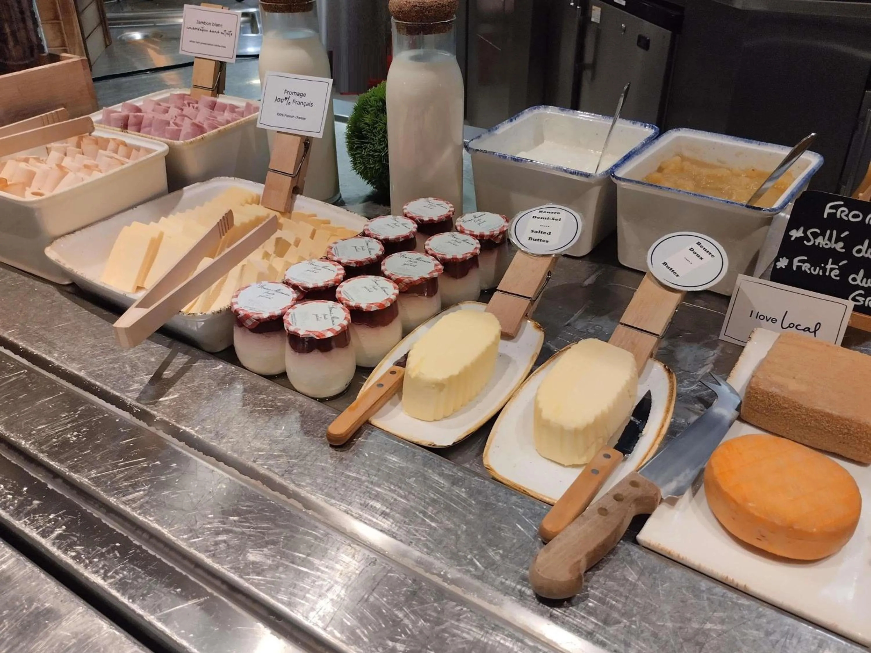 Breakfast in ibis Dunkerque