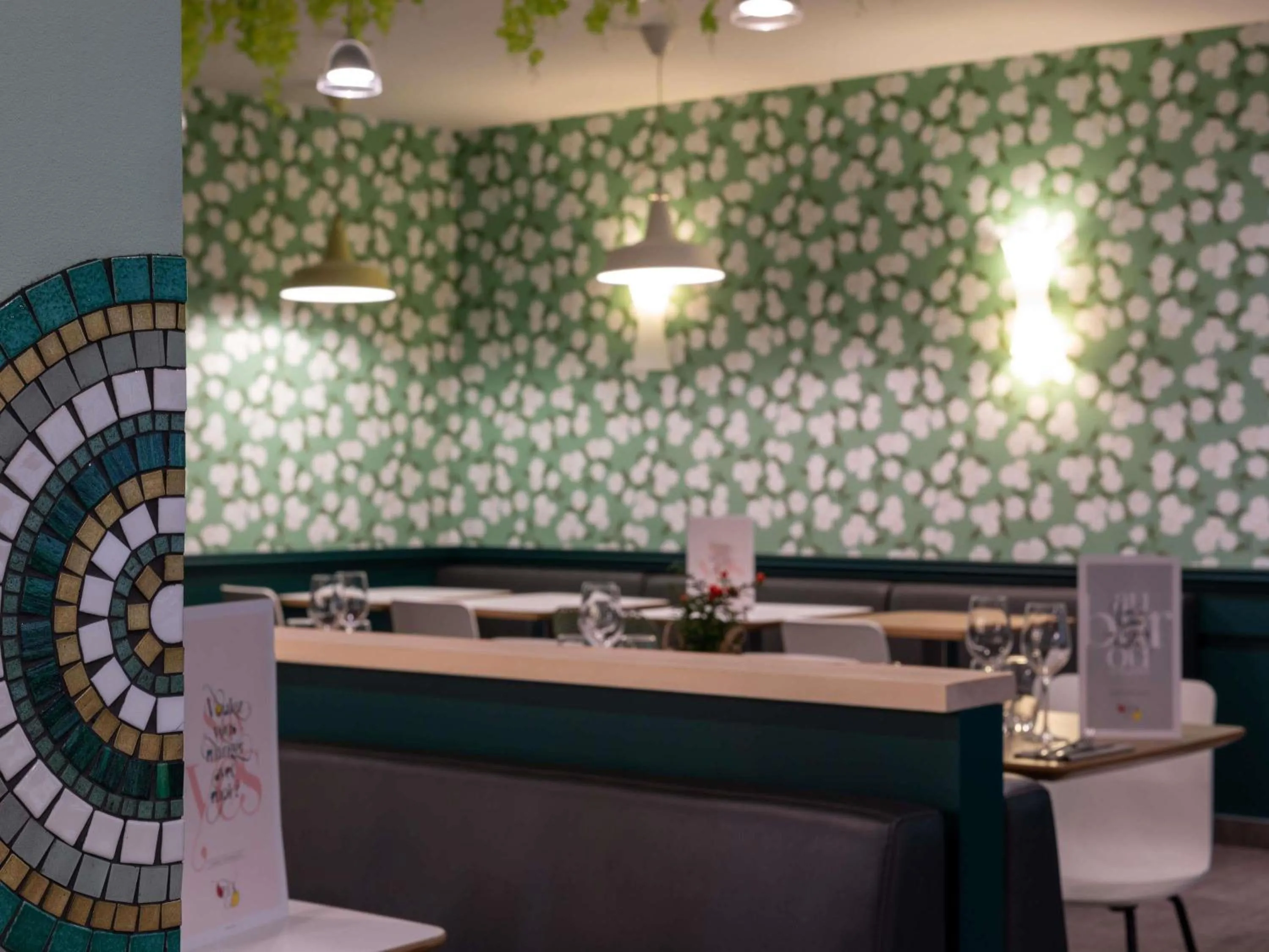 Restaurant/places to eat in ibis Dunkerque