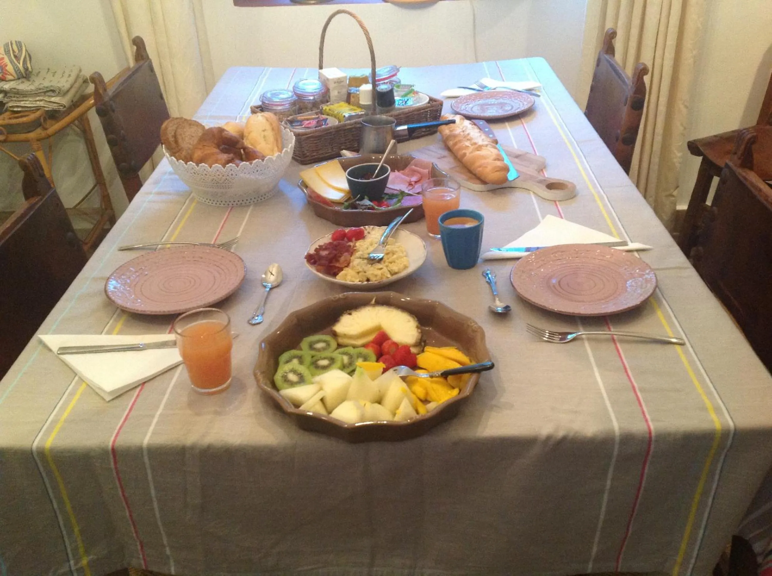 Breakfast in villaquinta