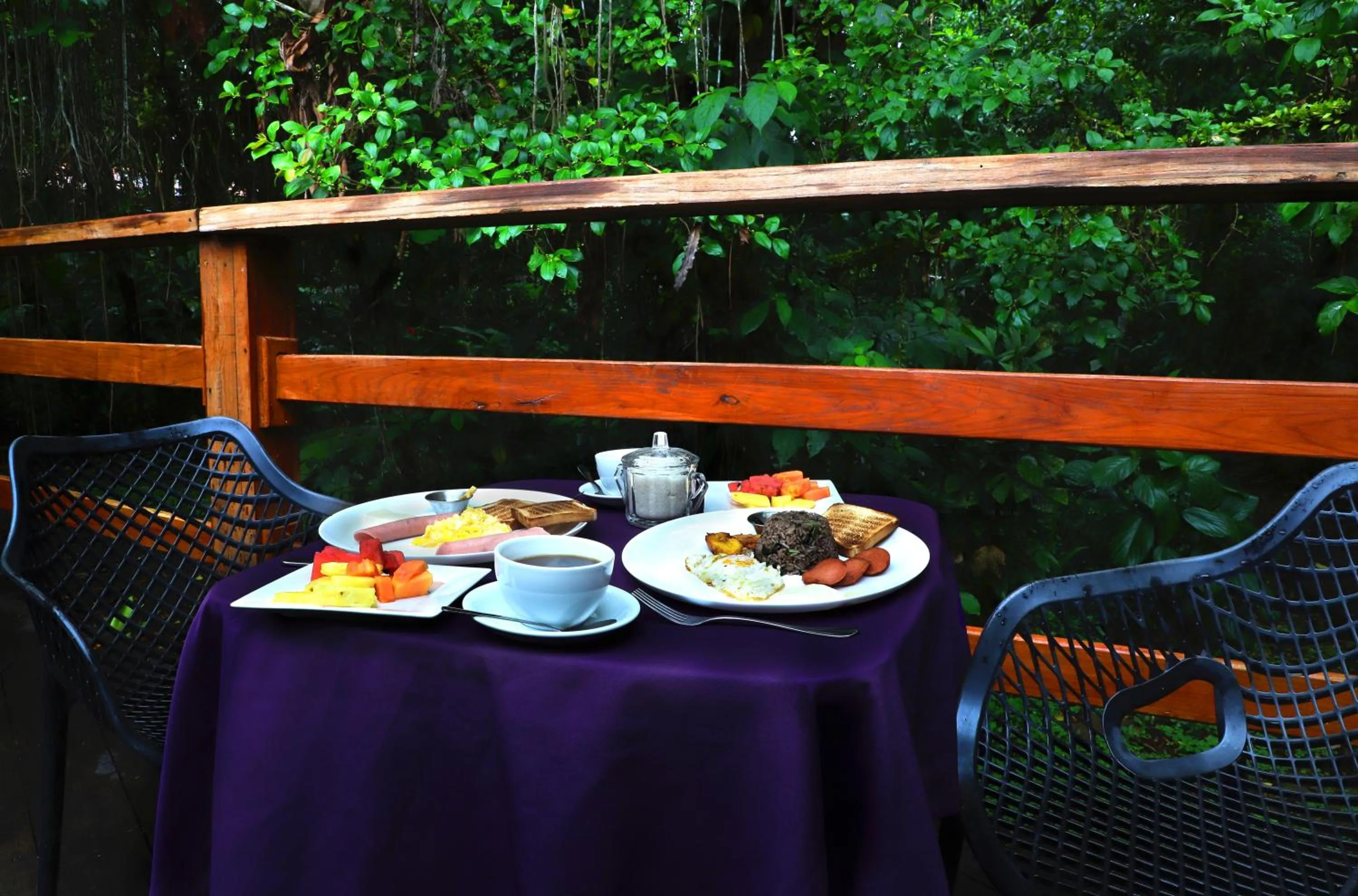 Food and drinks in Tirimbina Rainforest Lodge