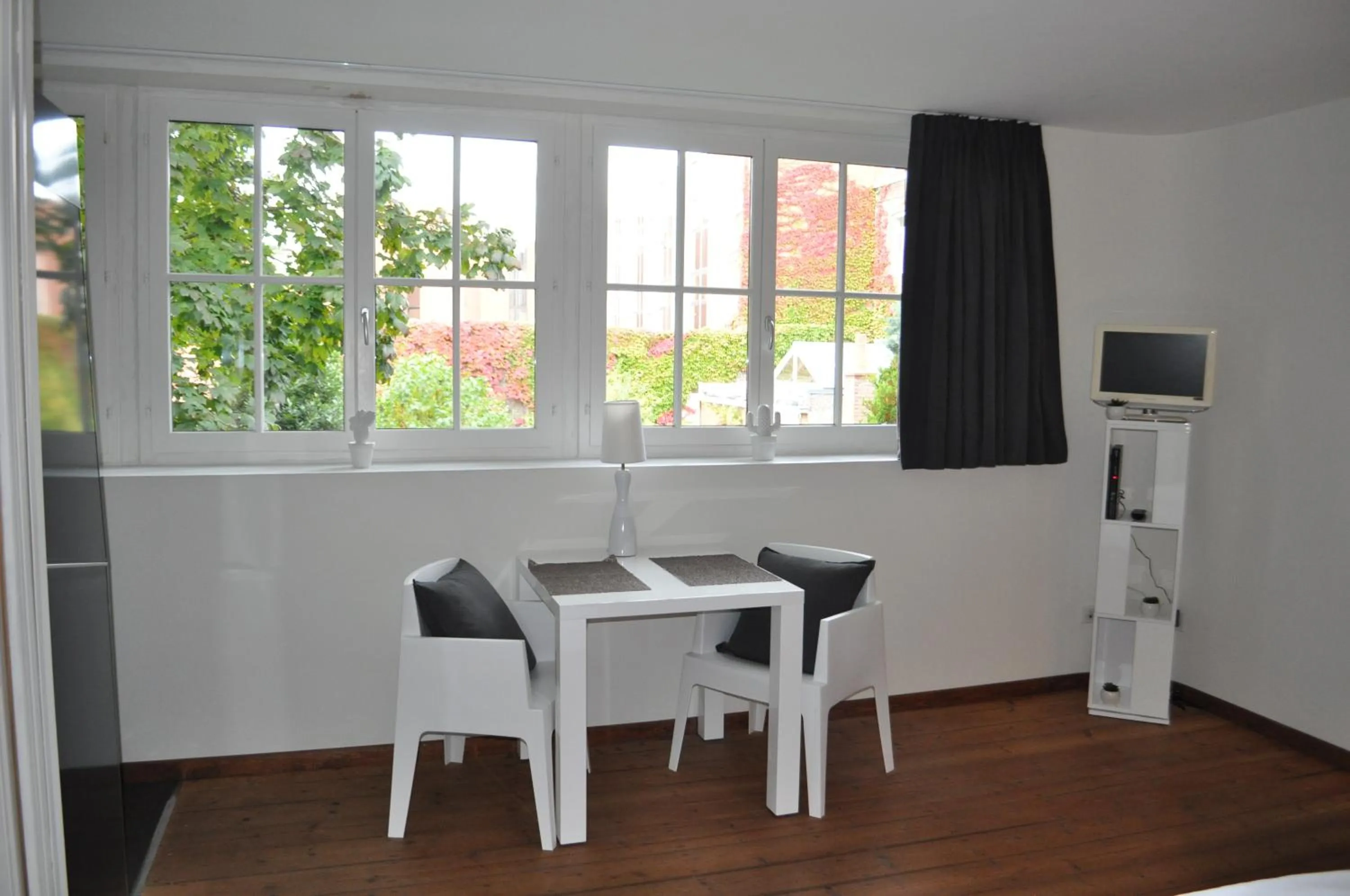 Decorative detail in Au Cœur du Jardin