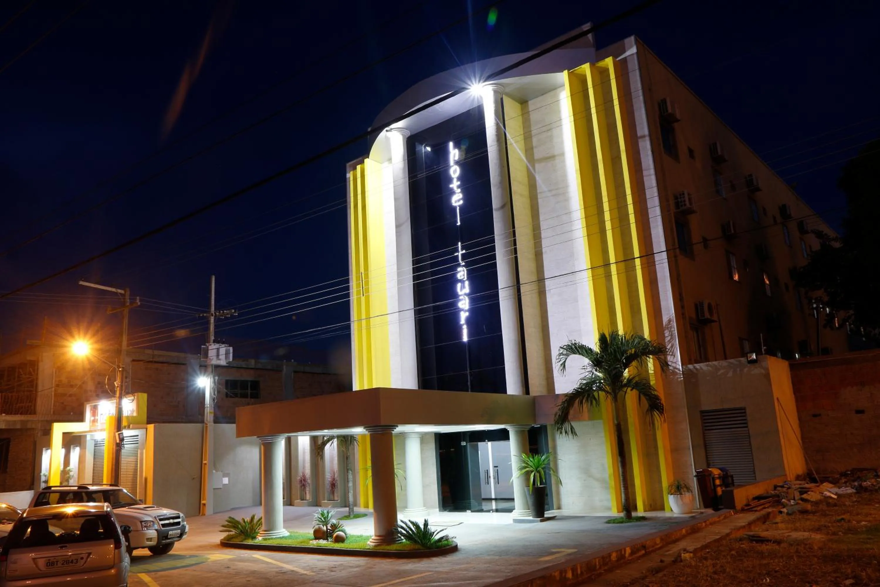 Facade/entrance in Hotel Tauari
