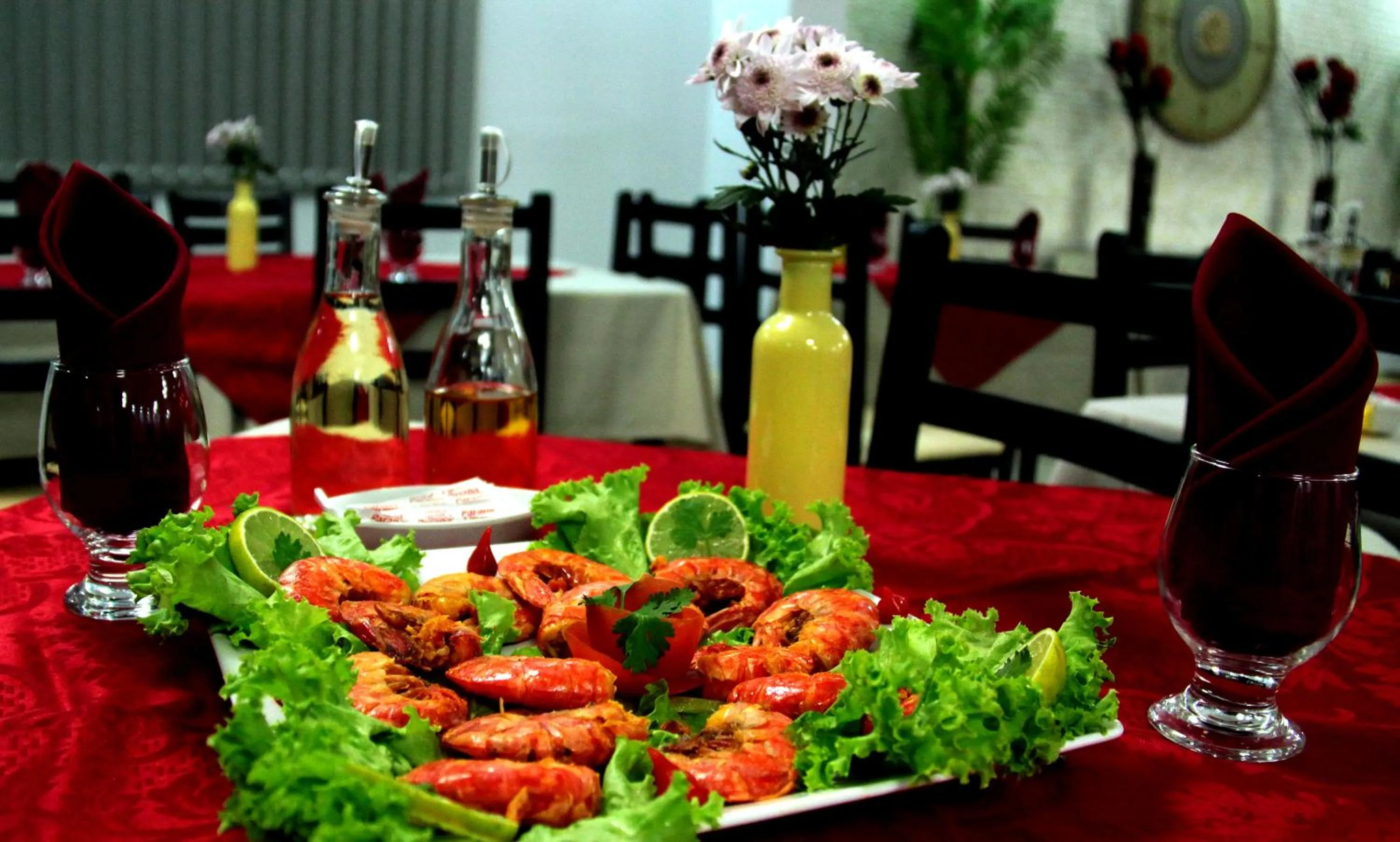 Restaurant/places to eat in Hotel Tauari