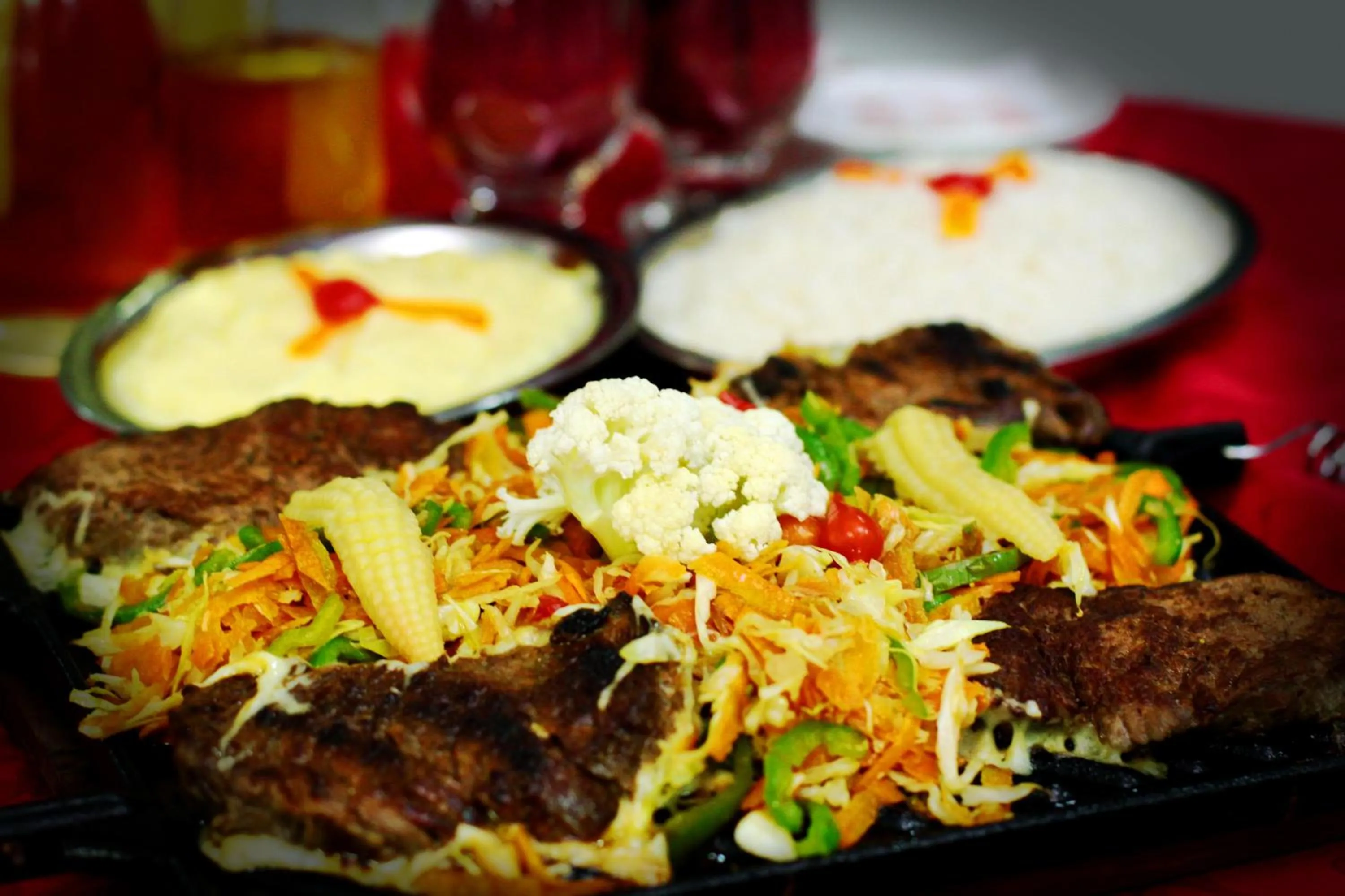 Restaurant/places to eat in Hotel Tauari