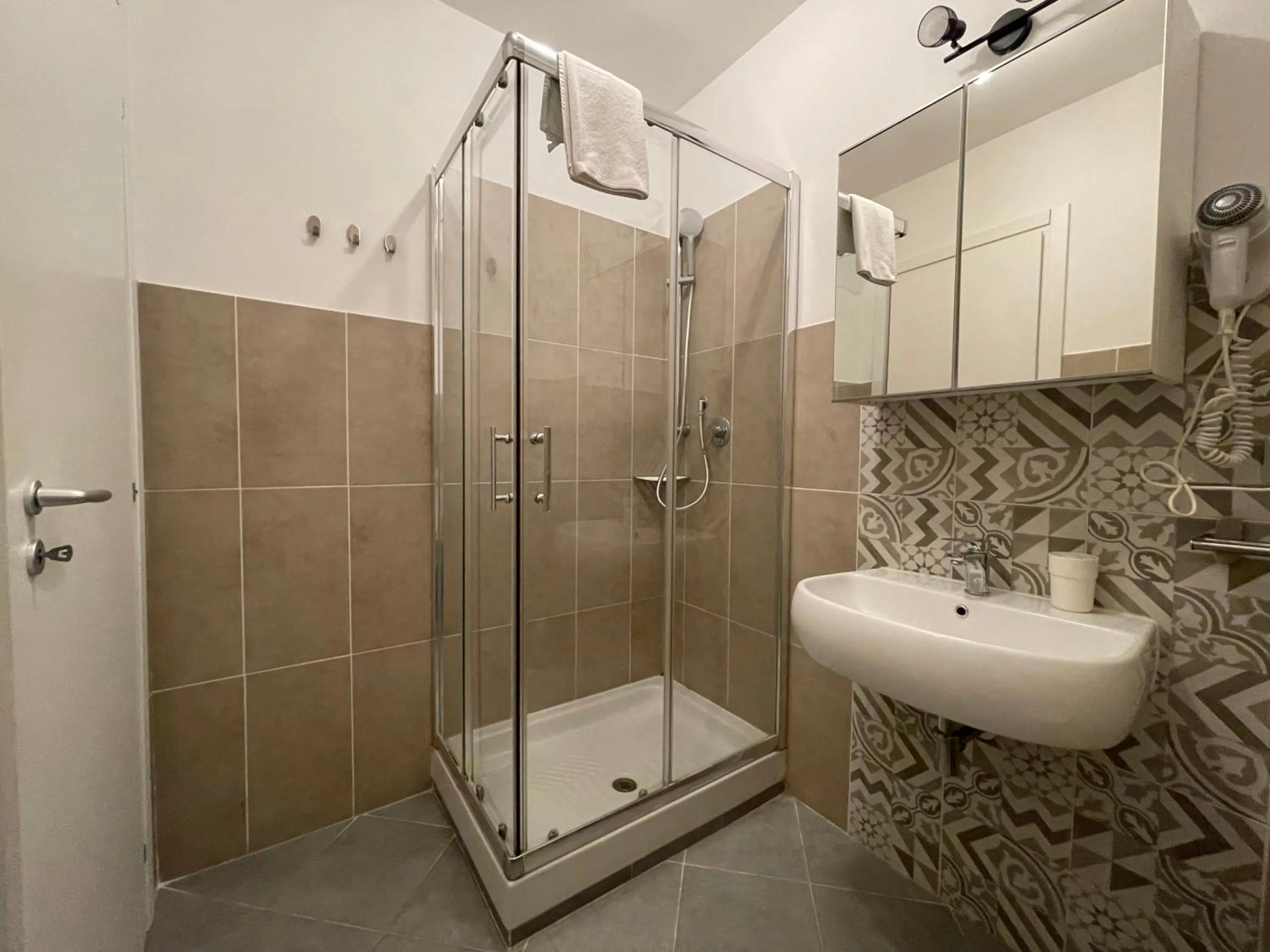 Bathroom in Luciano Licia Guest House