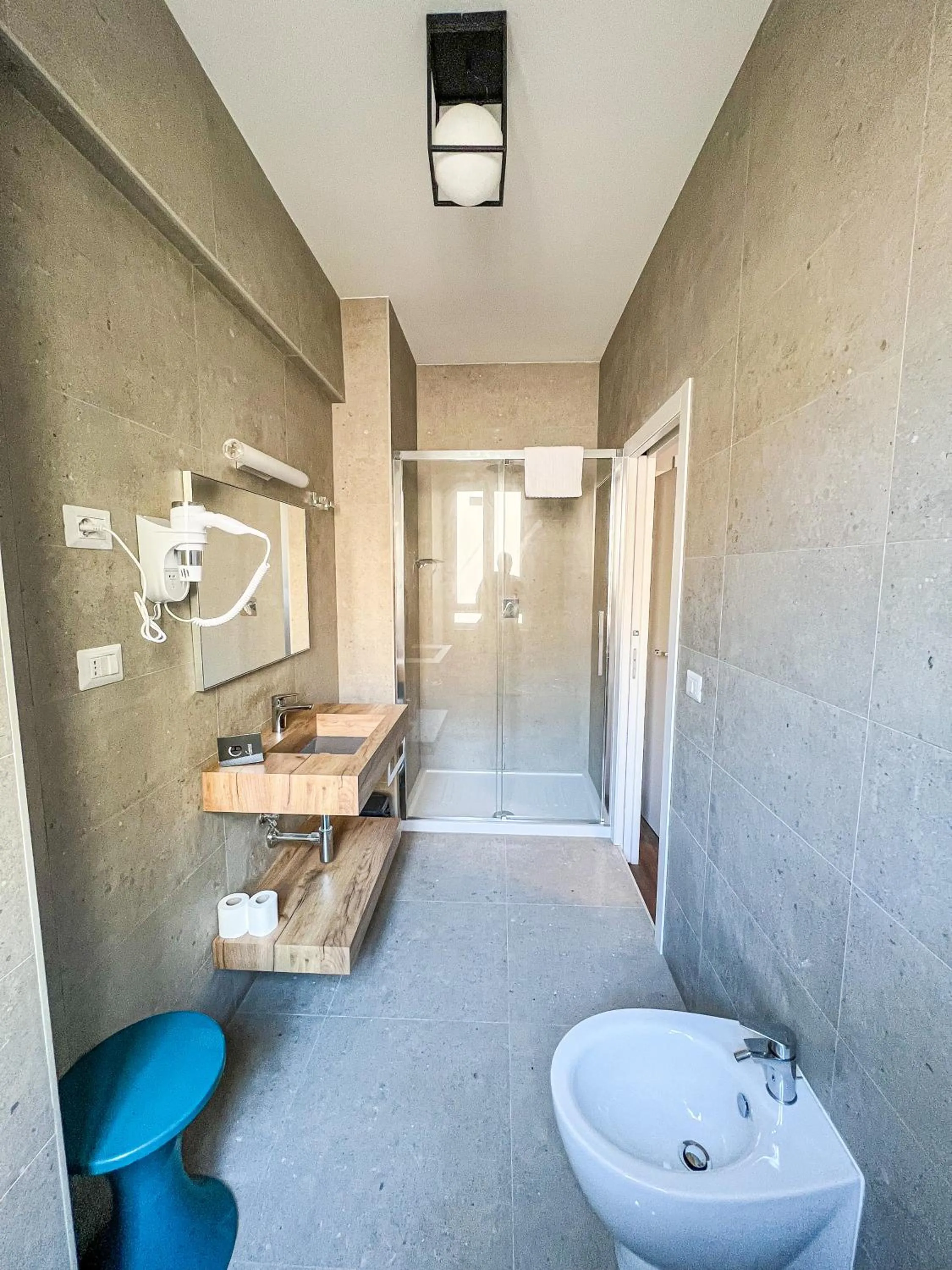 Bathroom in Luciano Licia Guest House