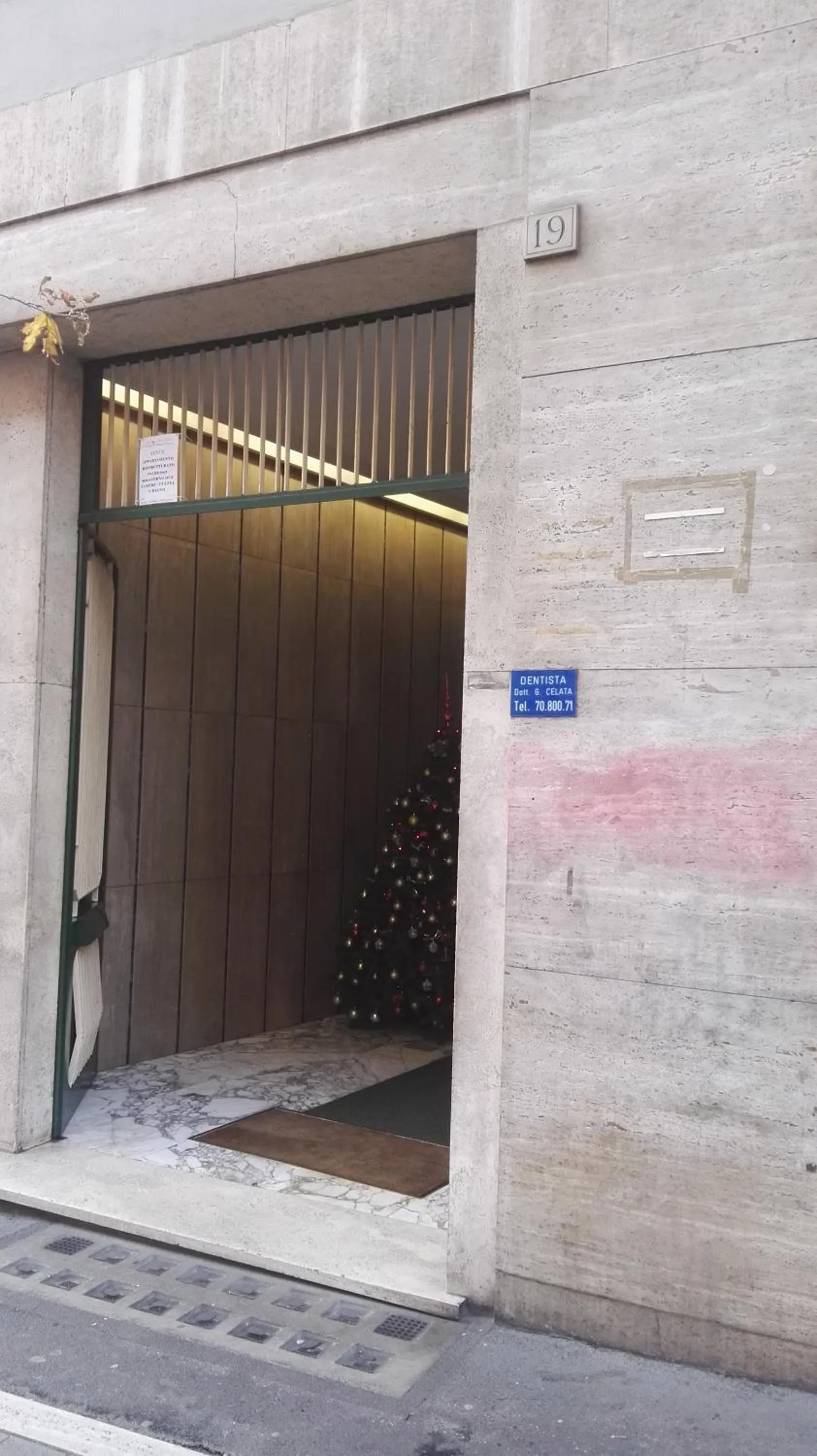 Facade/entrance in Luciano Licia Guest House