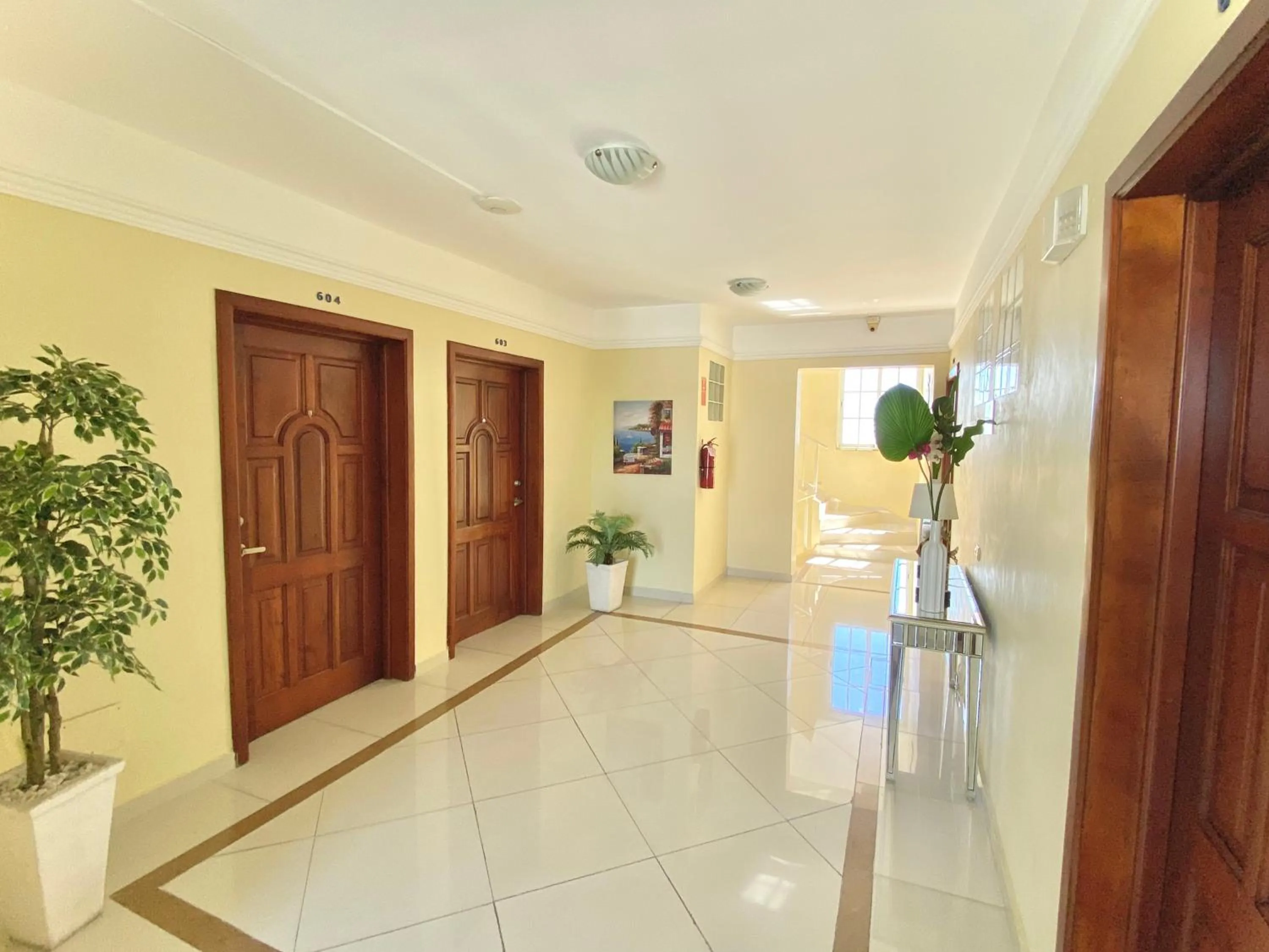 Other in Hotel Shakey