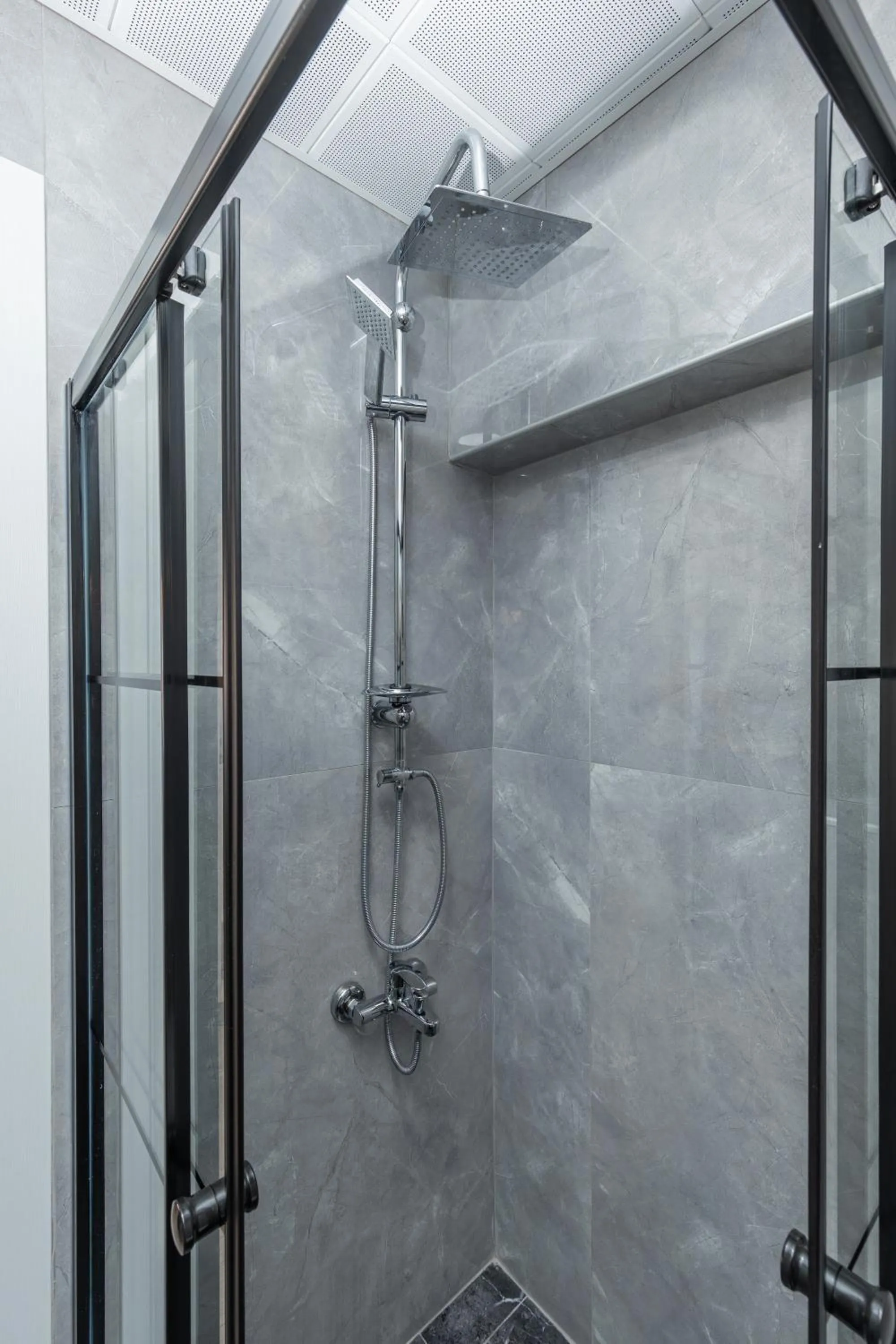 Bathroom in Sirkeci Grand Family Hotel & SPA