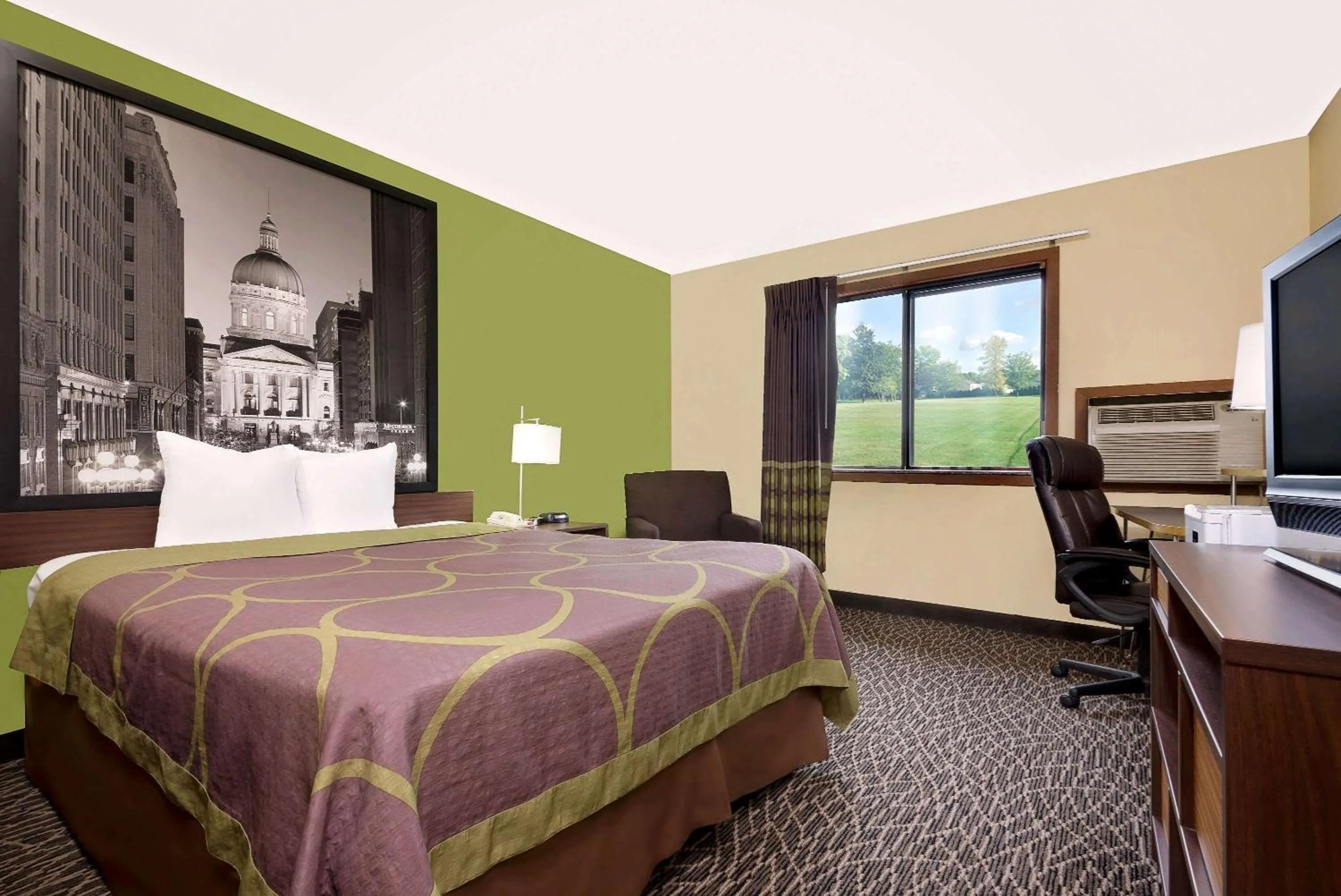 Photo of the whole room, Bed in Super 8 by Wyndham Muncie/Ball St. College Area