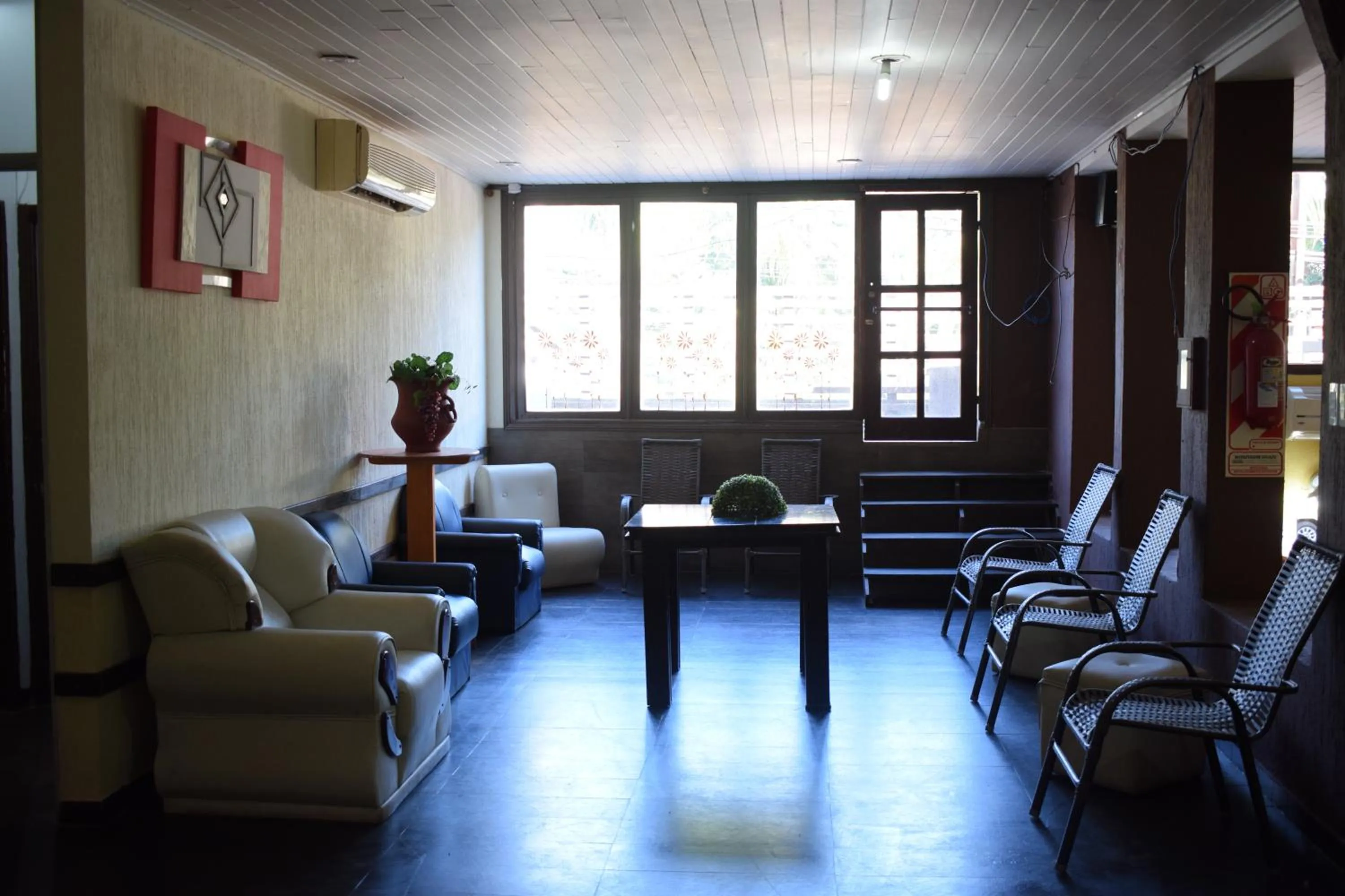 Seating area in Hotel La Gran Manzana