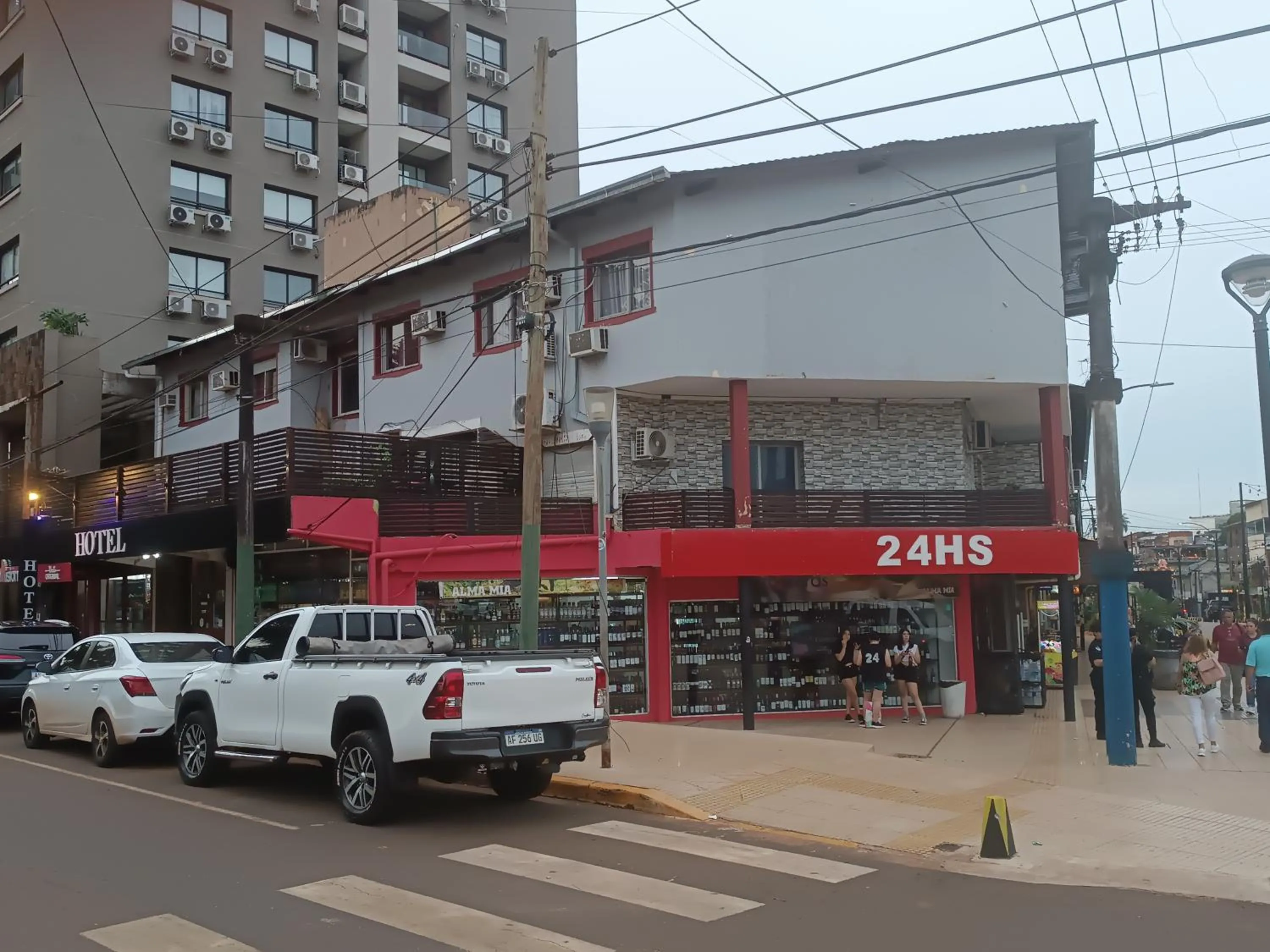 Property building in Hotel La Gran Manzana