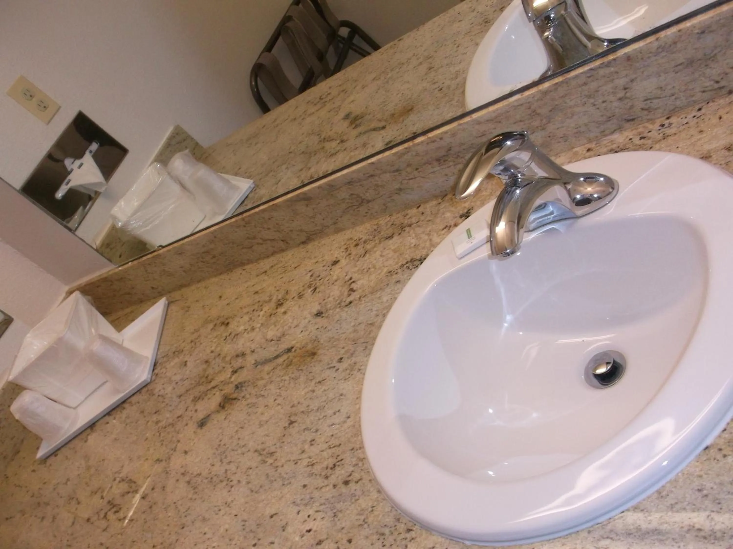 Bathroom in Sunrise Inn