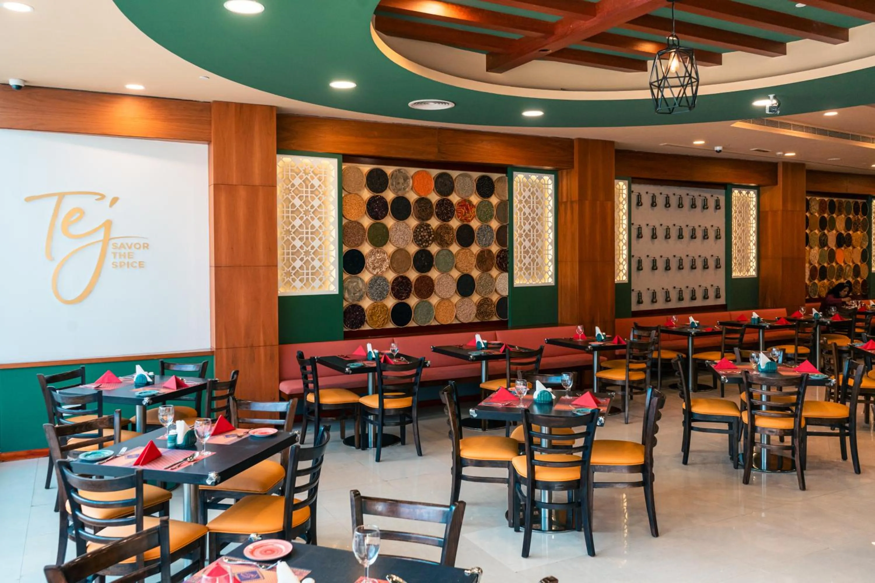 Restaurant/places to eat in Ramada by Wyndham Dubai Deira