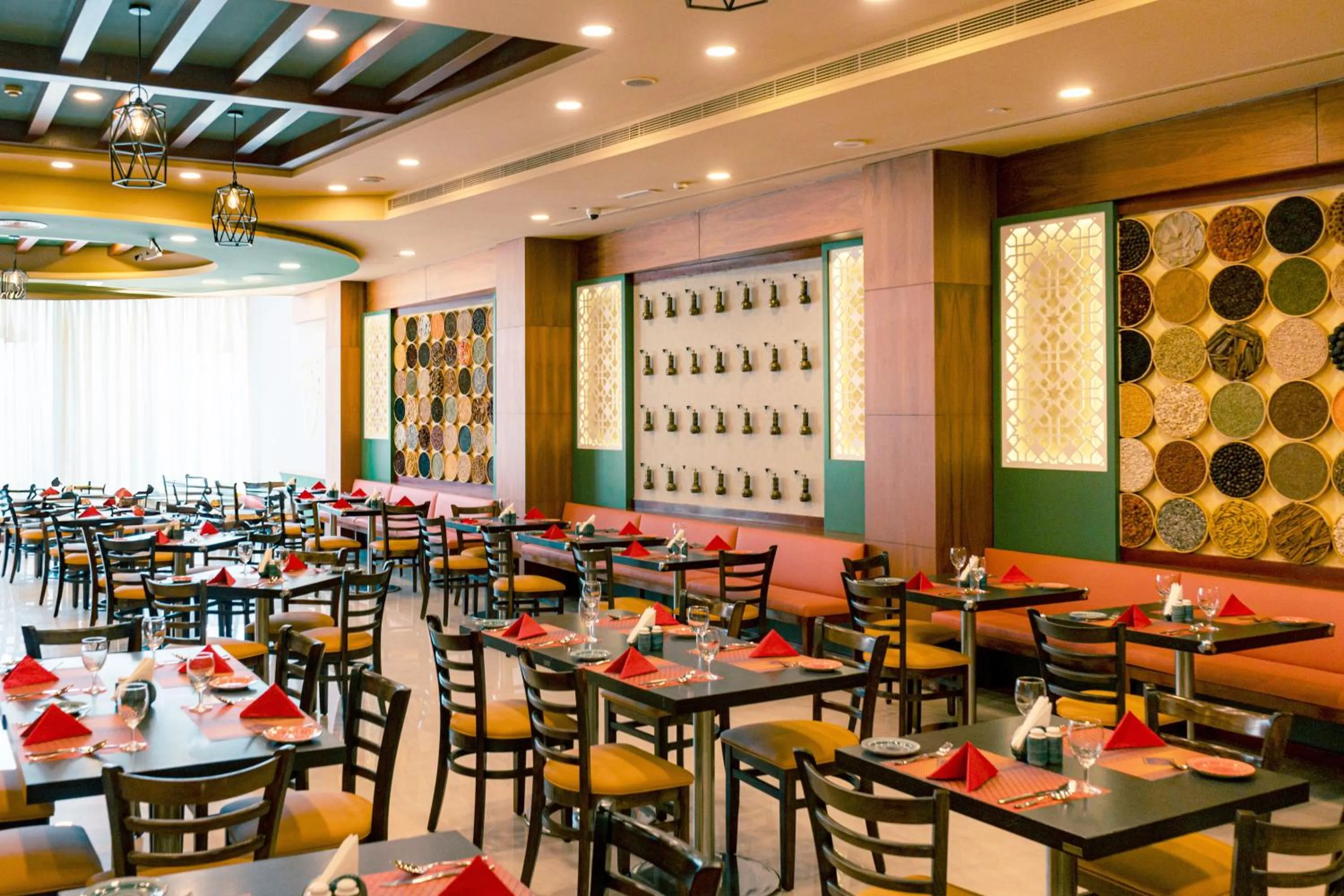 Restaurant/places to eat in Ramada by Wyndham Dubai Deira