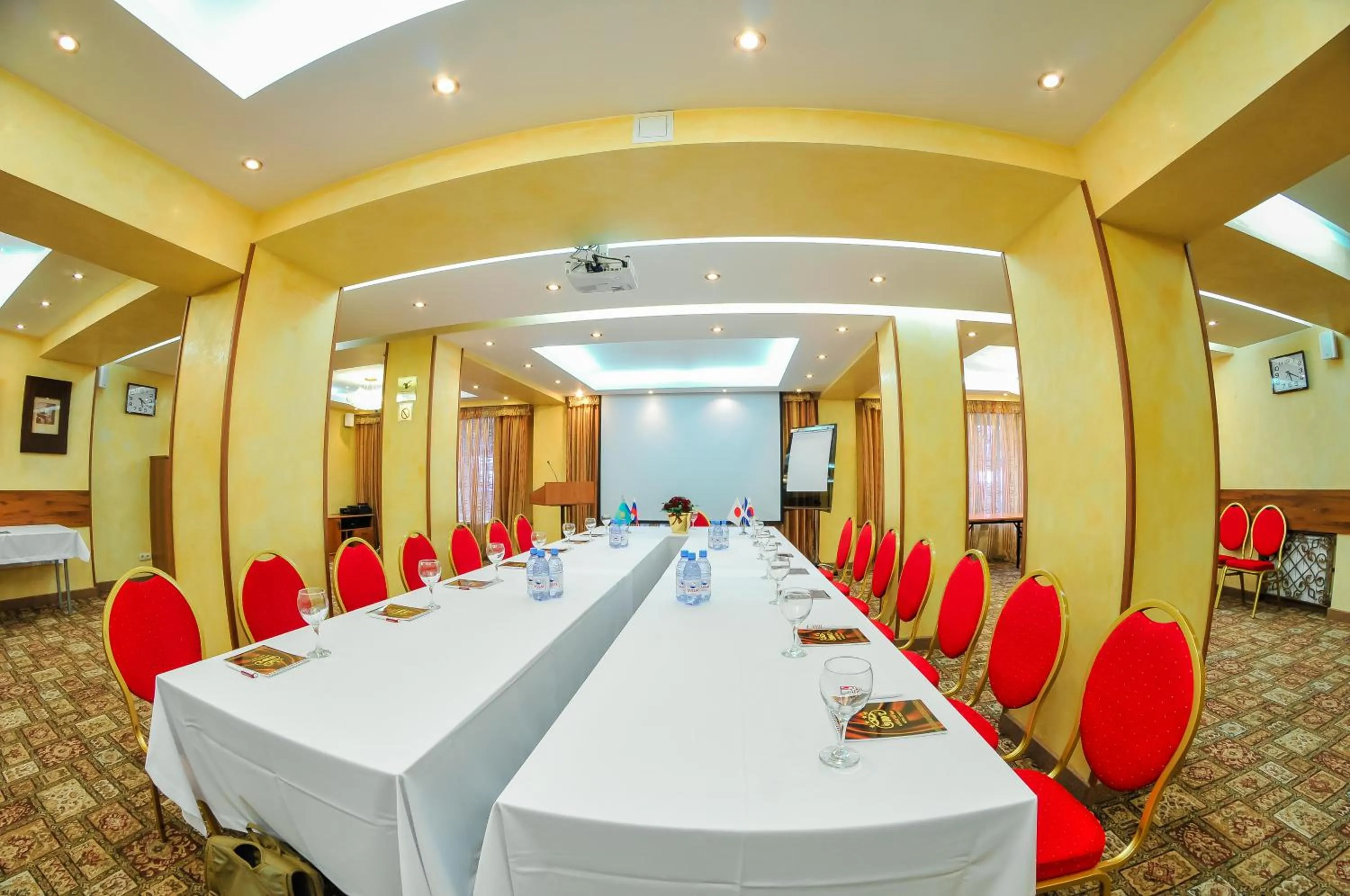 Business facilities in Hotel Uyut Almaty