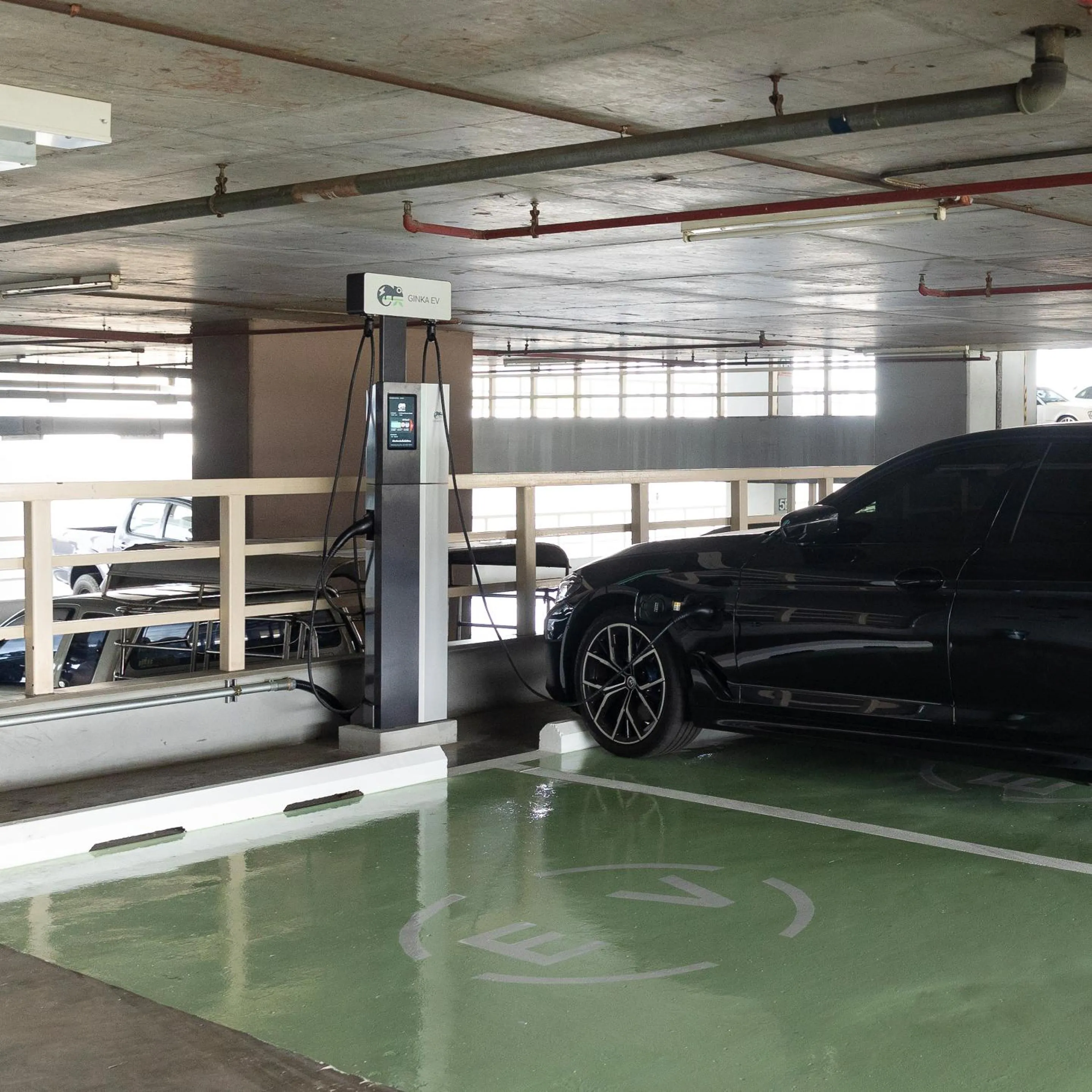 Parking in Chatrium Hotel Riverside Bangkok