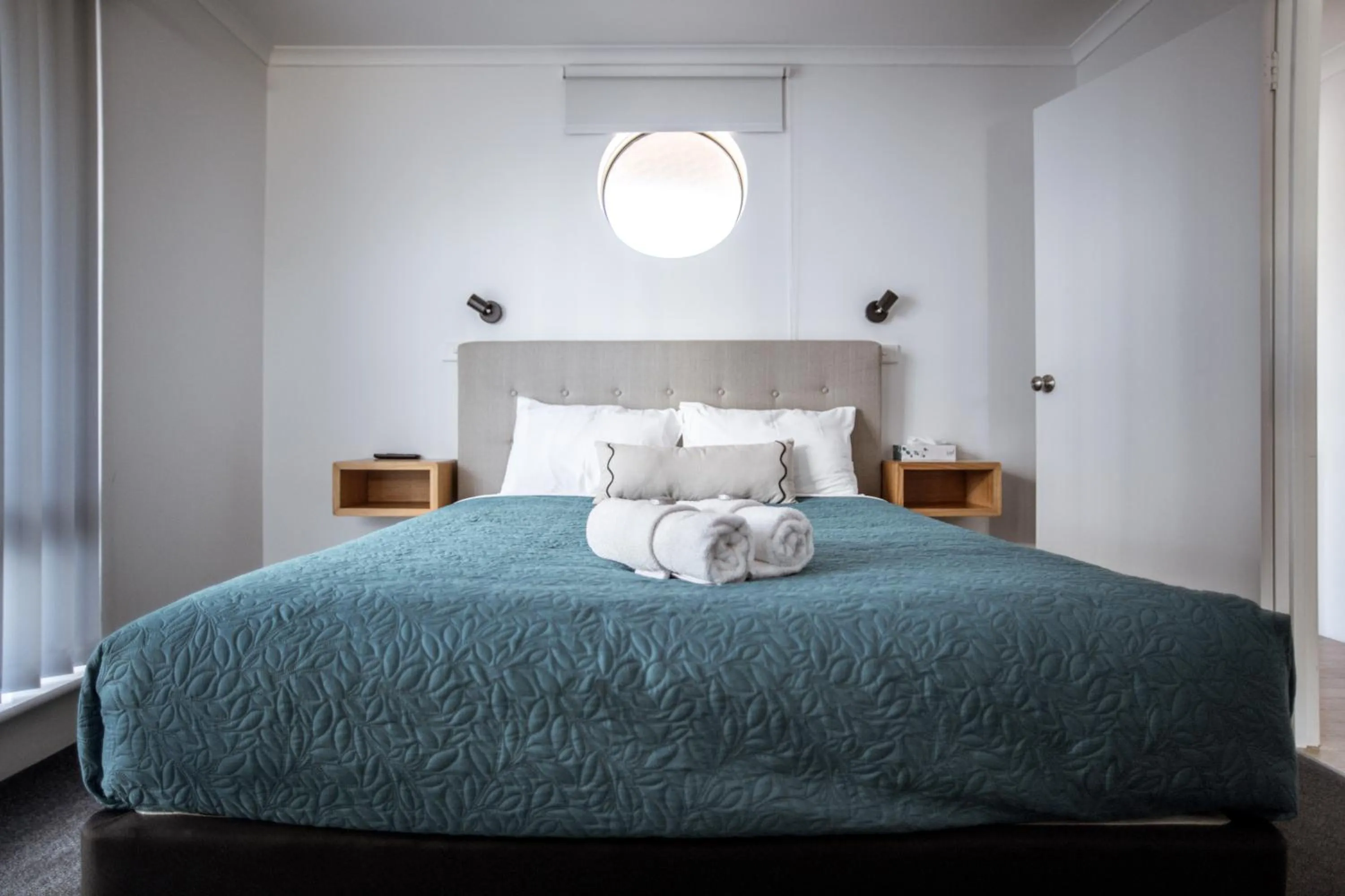 Bedroom, Bed in Archipelago Apartments Esperance