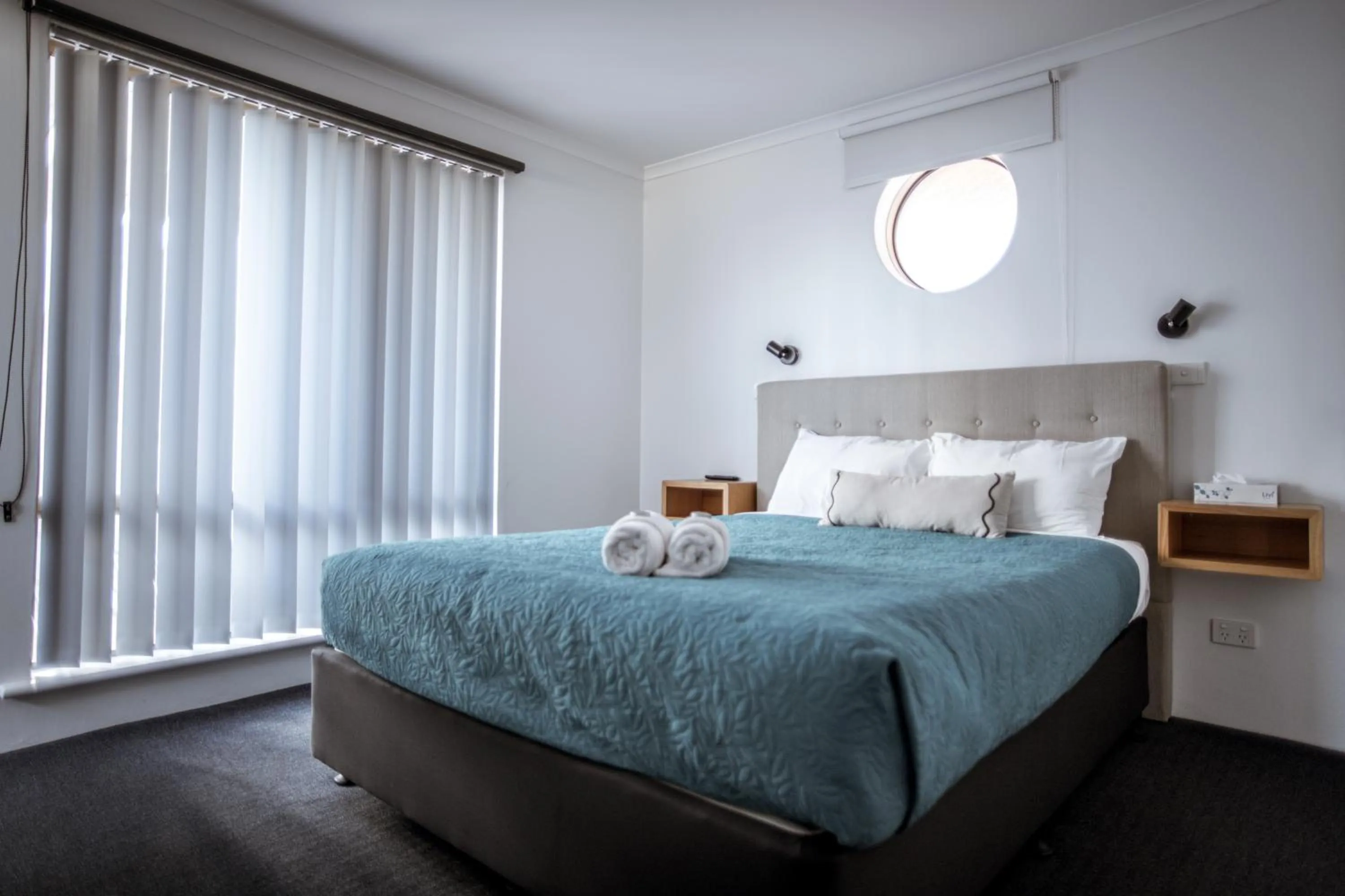 Bedroom, Bed in Archipelago Apartments Esperance