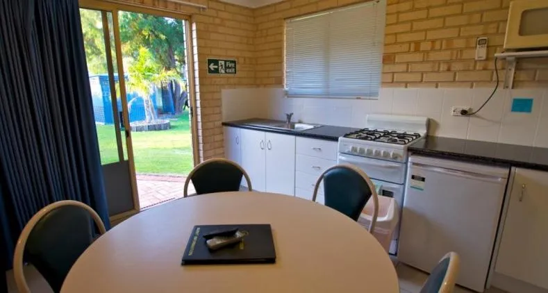 Kitchen or kitchenette in Esperance Beachfront Resort