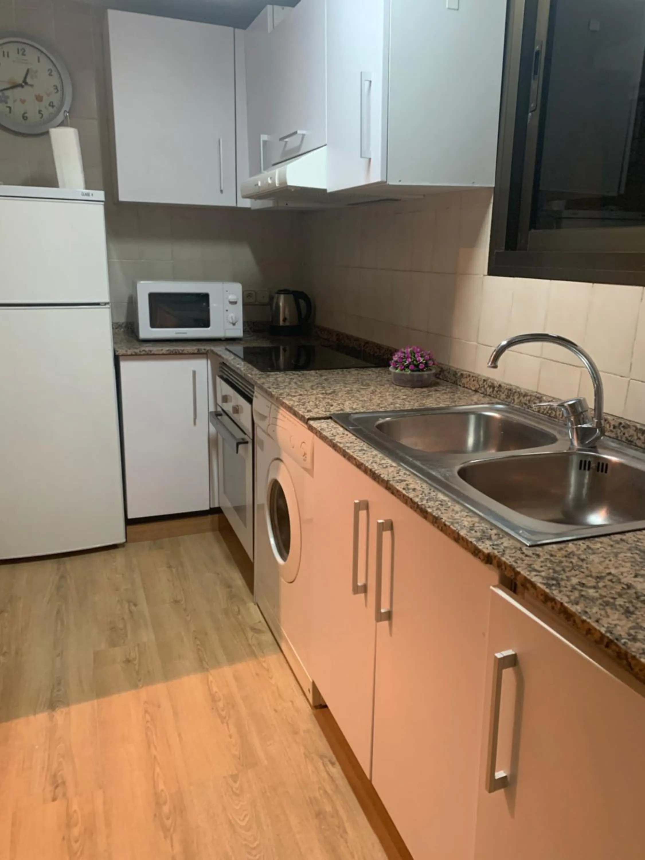 Kitchen or kitchenette in Zerka Centro