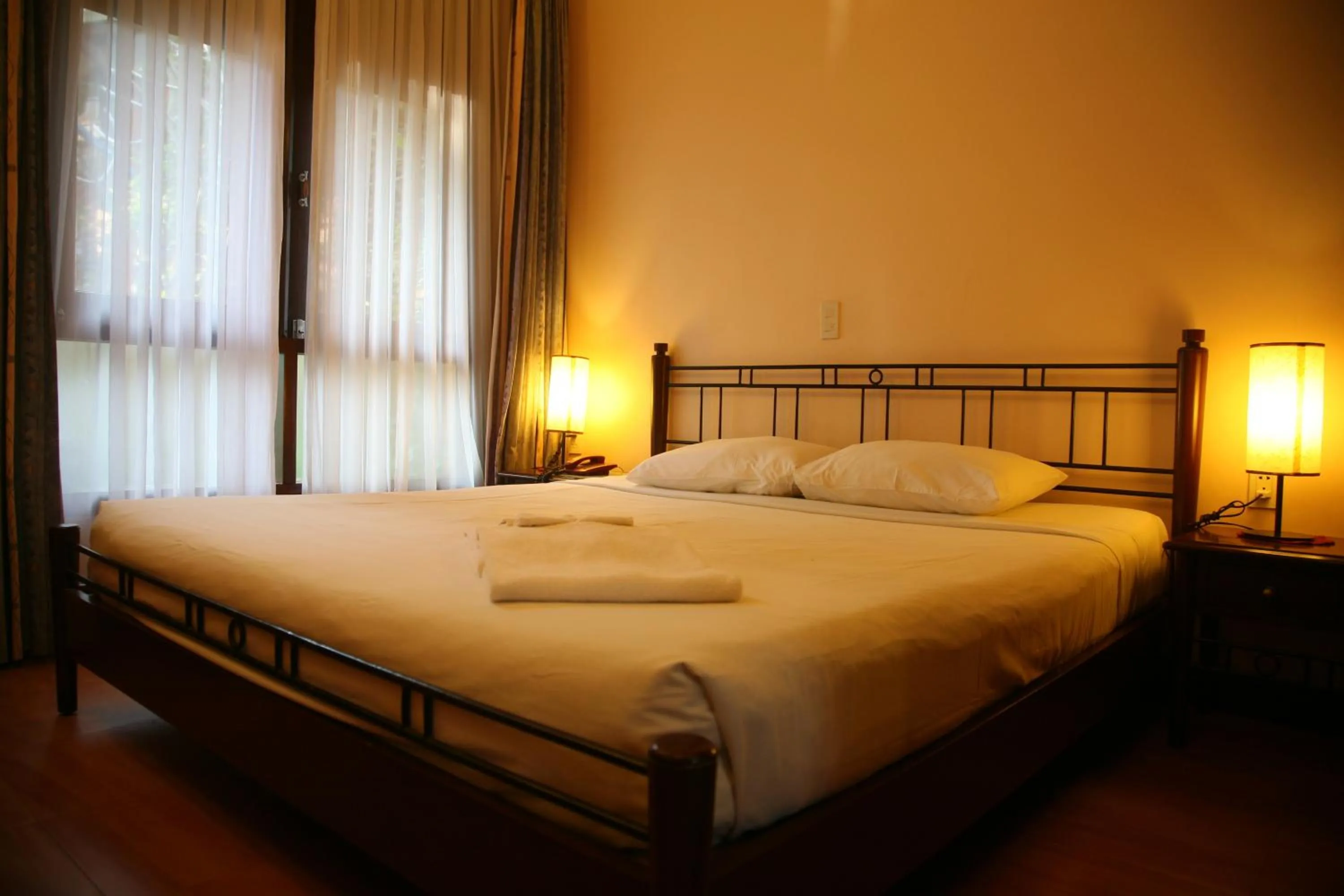 Bedroom, Bed in Mui Ne Resort