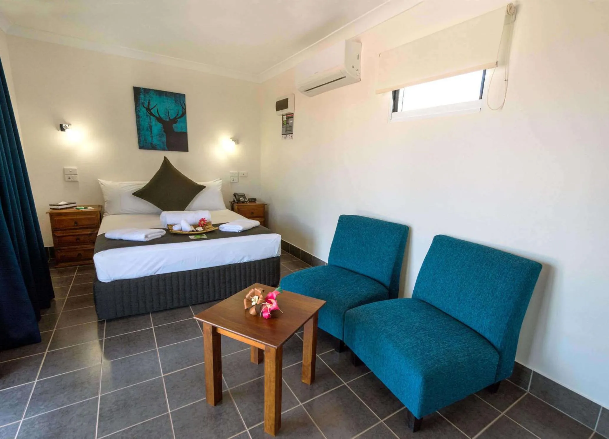 Photo of the whole room, Bed in Darwin Resort