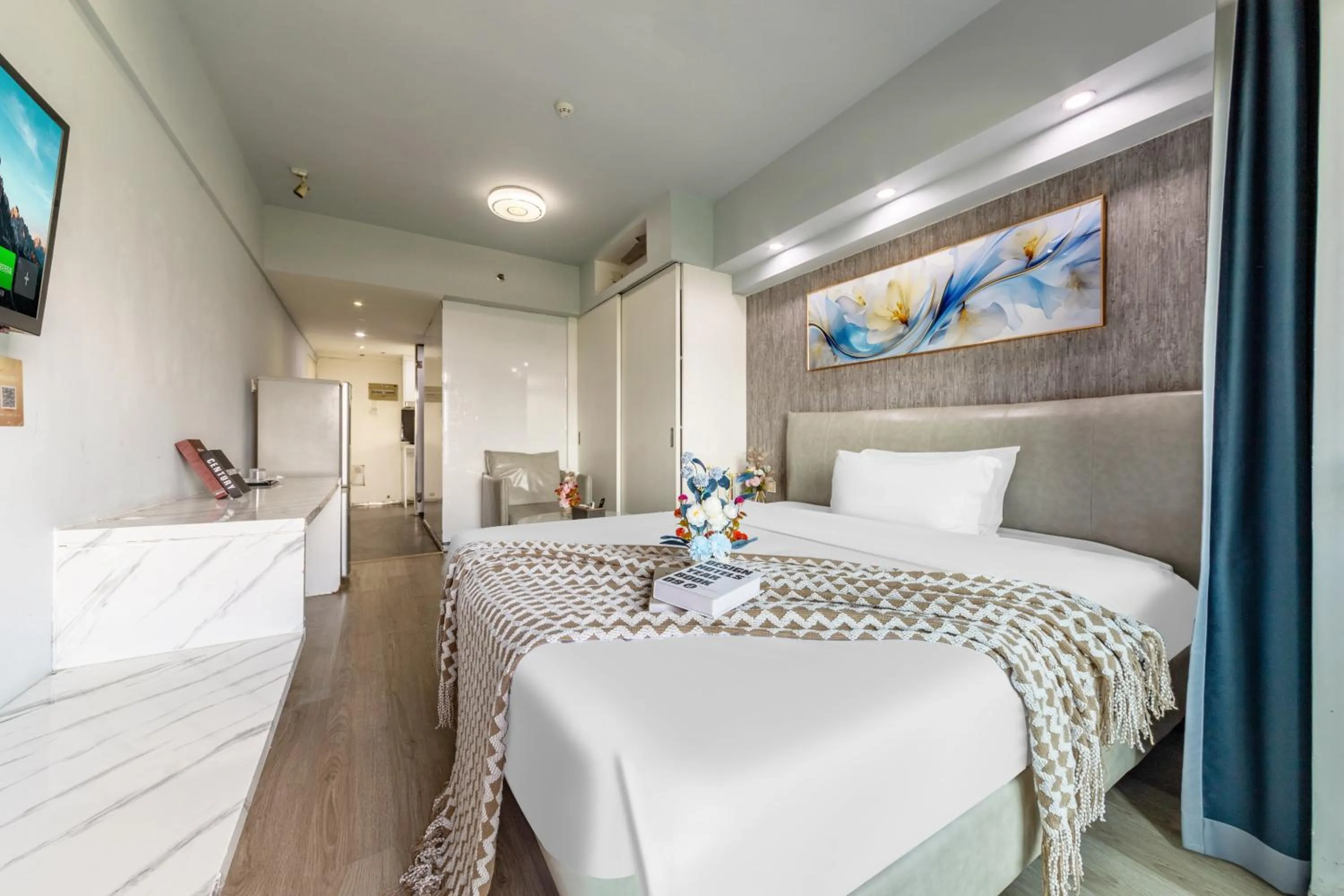 Bed in Mihua Times You Apartment