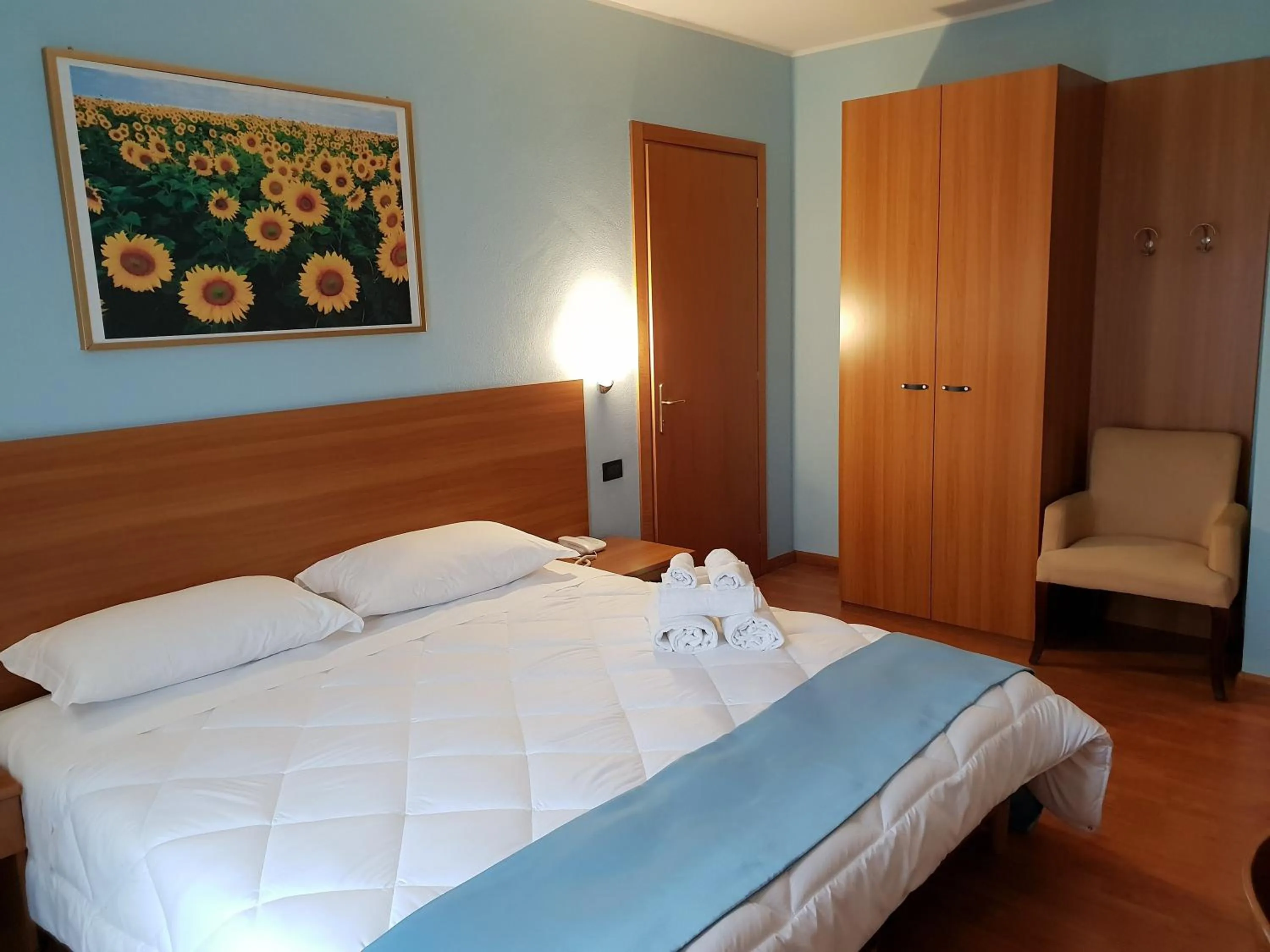 Bedroom, Bed in Risthotel Airport