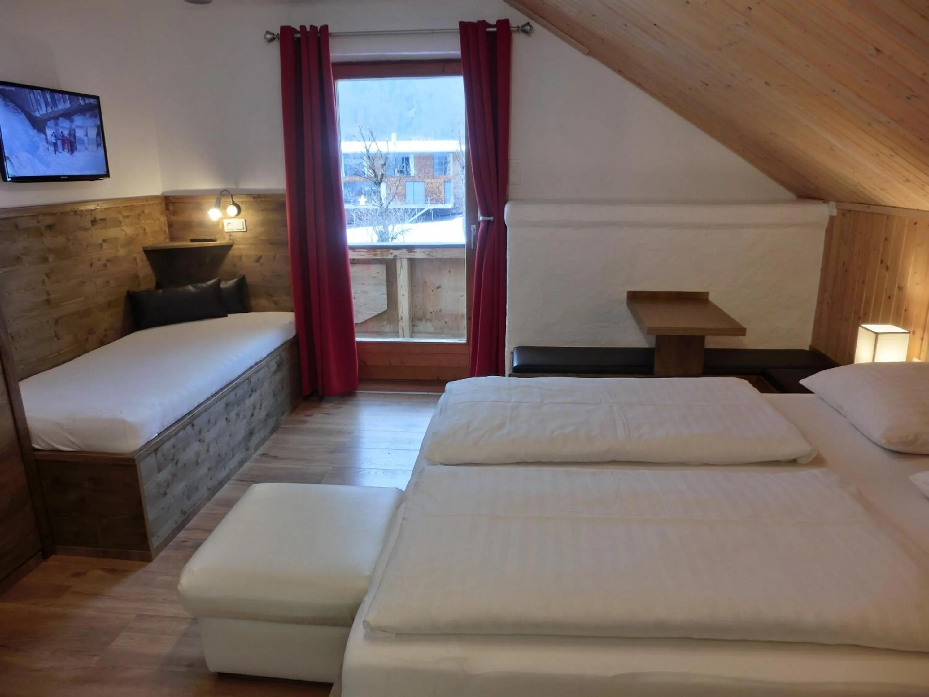 Photo of the whole room, Bed in Aparthotel Buchauer-Tirol