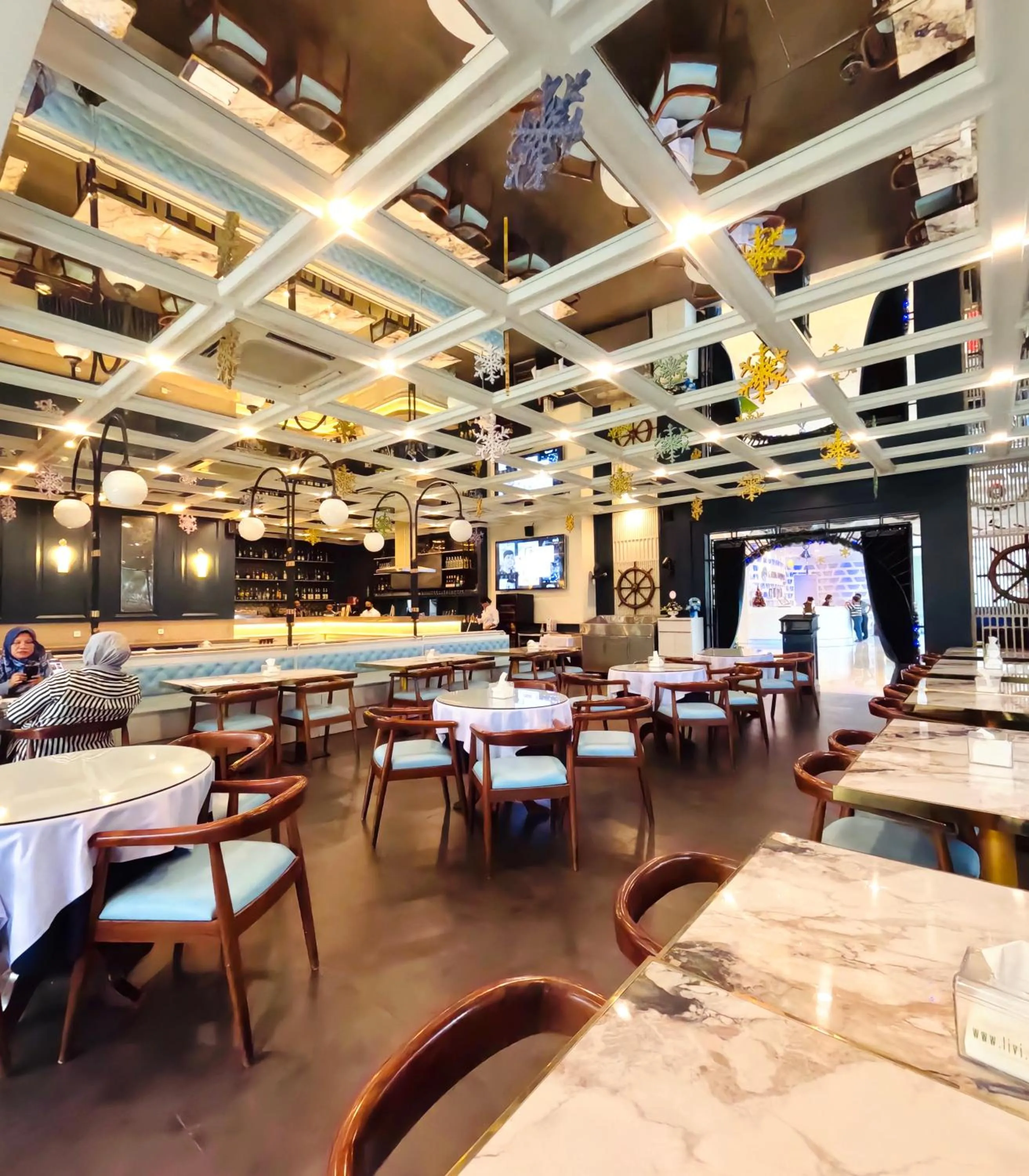 Restaurant/places to eat in Karibia Boutique Hotel