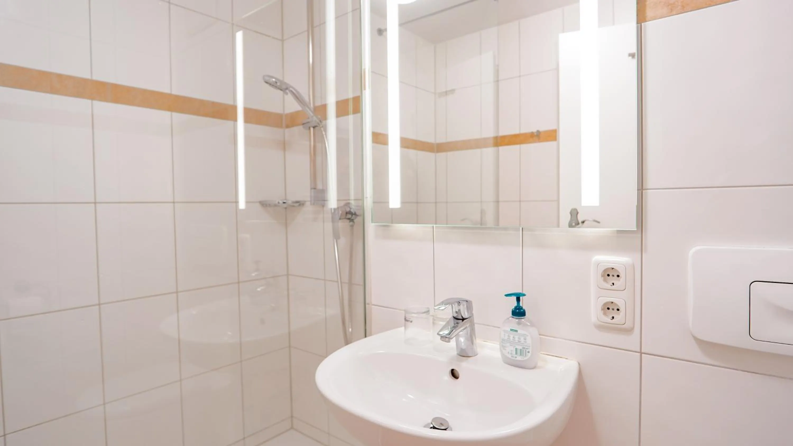 Shower in Landgasthof zum Papyrer - Erholung im Urlaubsgebiet