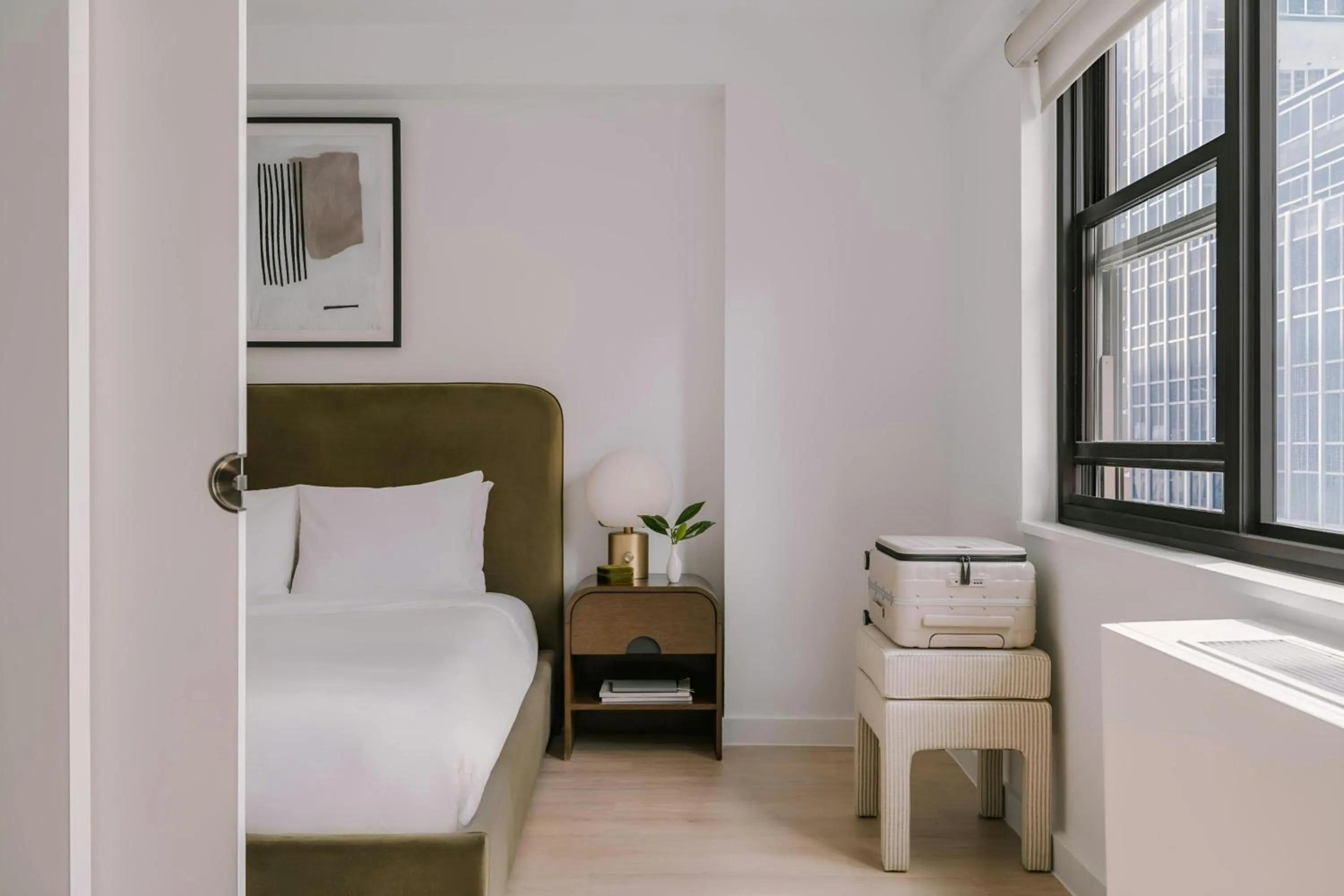Bedroom, Bed in Sonder by Marriott Bonvoy The Nash Apartments Midtown East