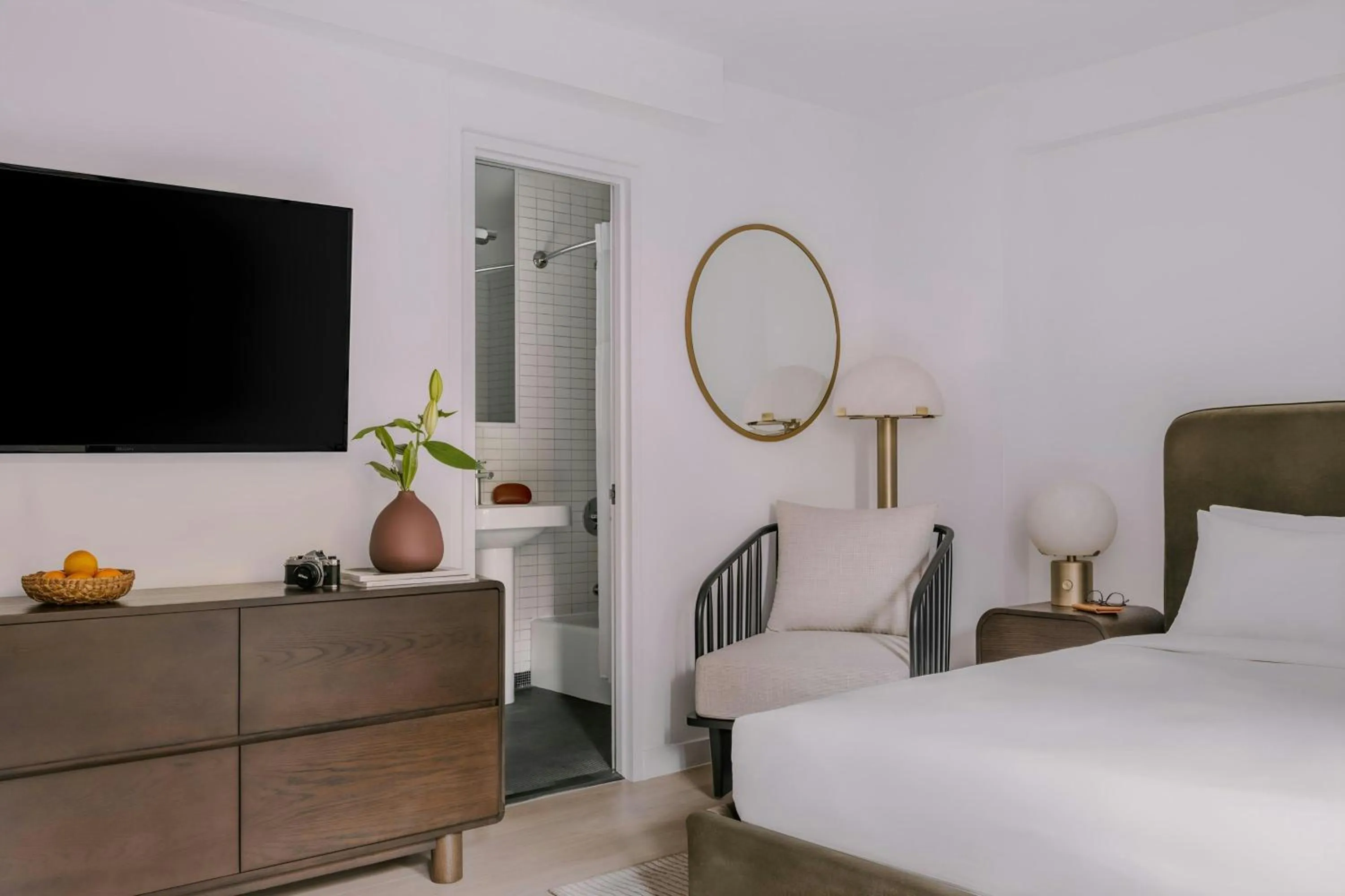 Bedroom, Bed in Sonder by Marriott Bonvoy The Nash Apartments Midtown East