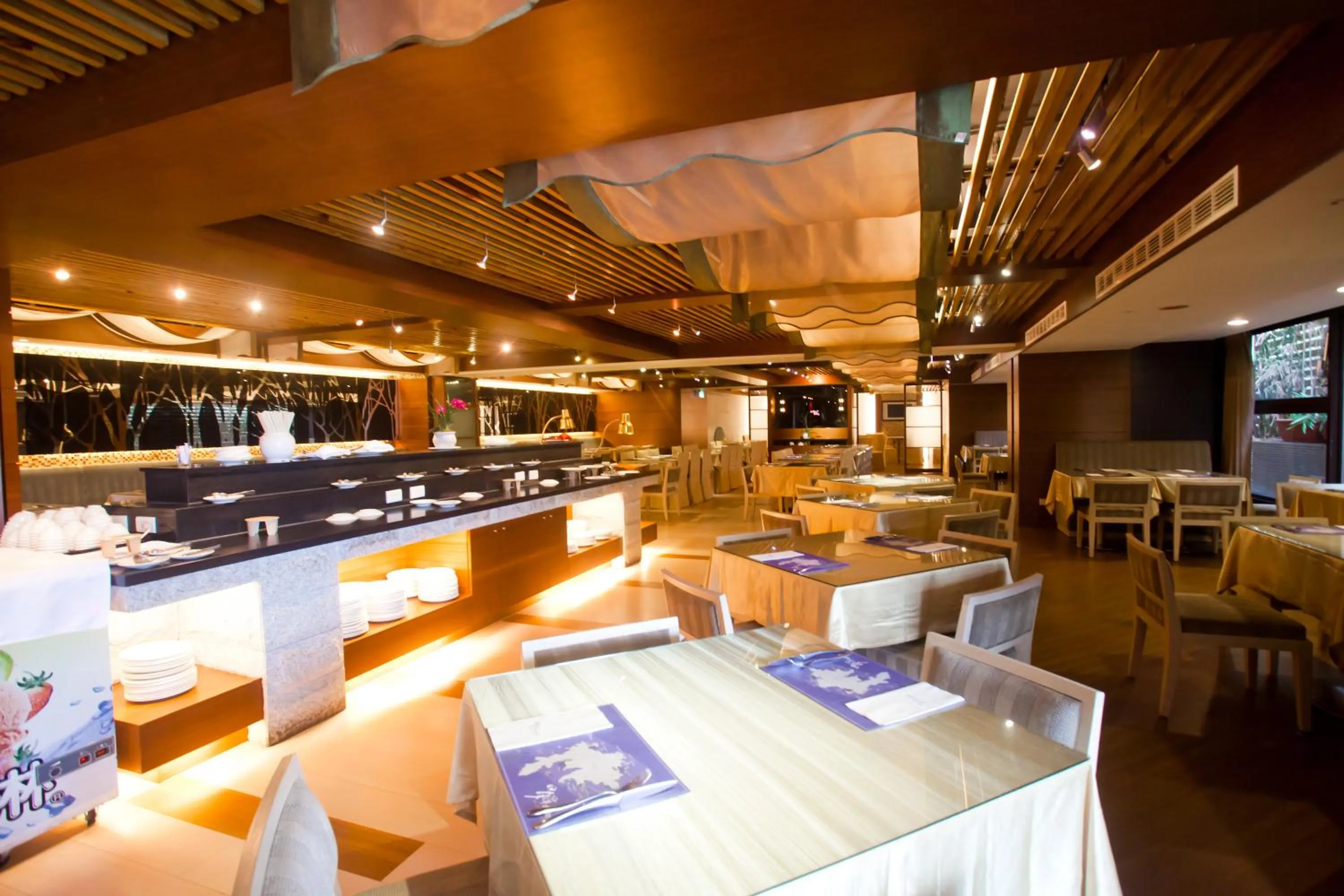 Restaurant/places to eat in Sun Moon Lake Hotel