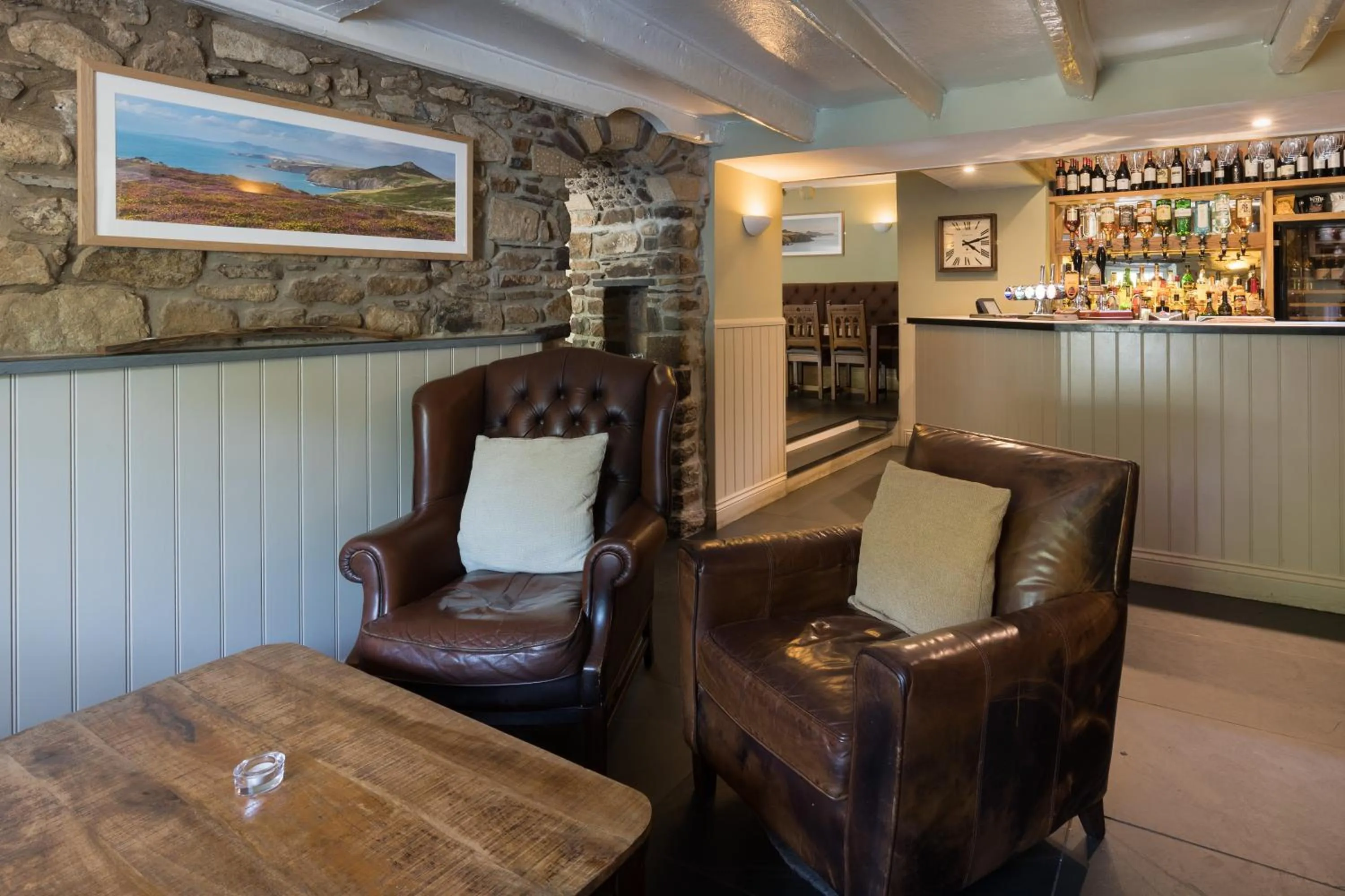Restaurant/places to eat in The Cambrian Inn