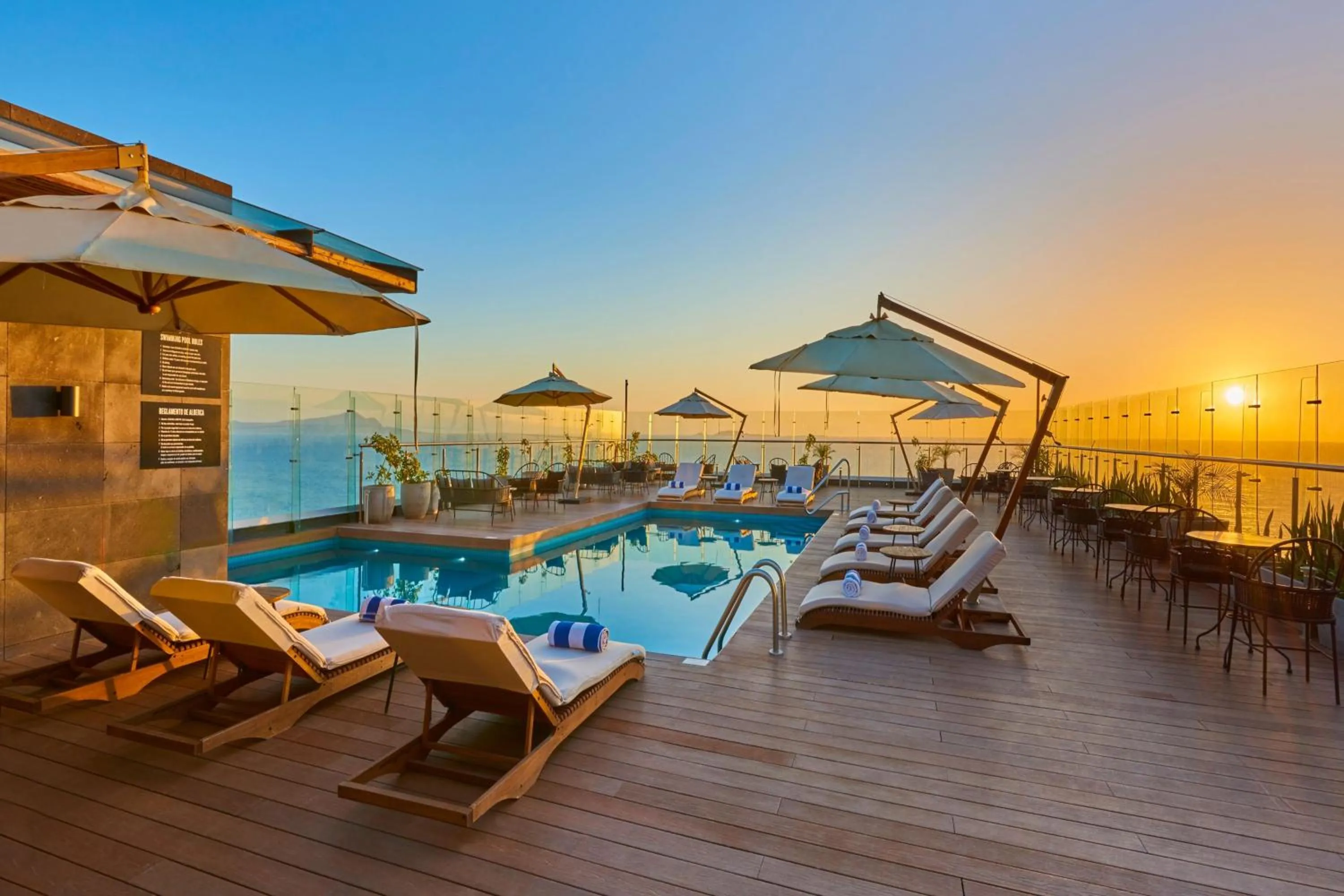 Swimming pool in City Express Plus by Marriott Ensenada