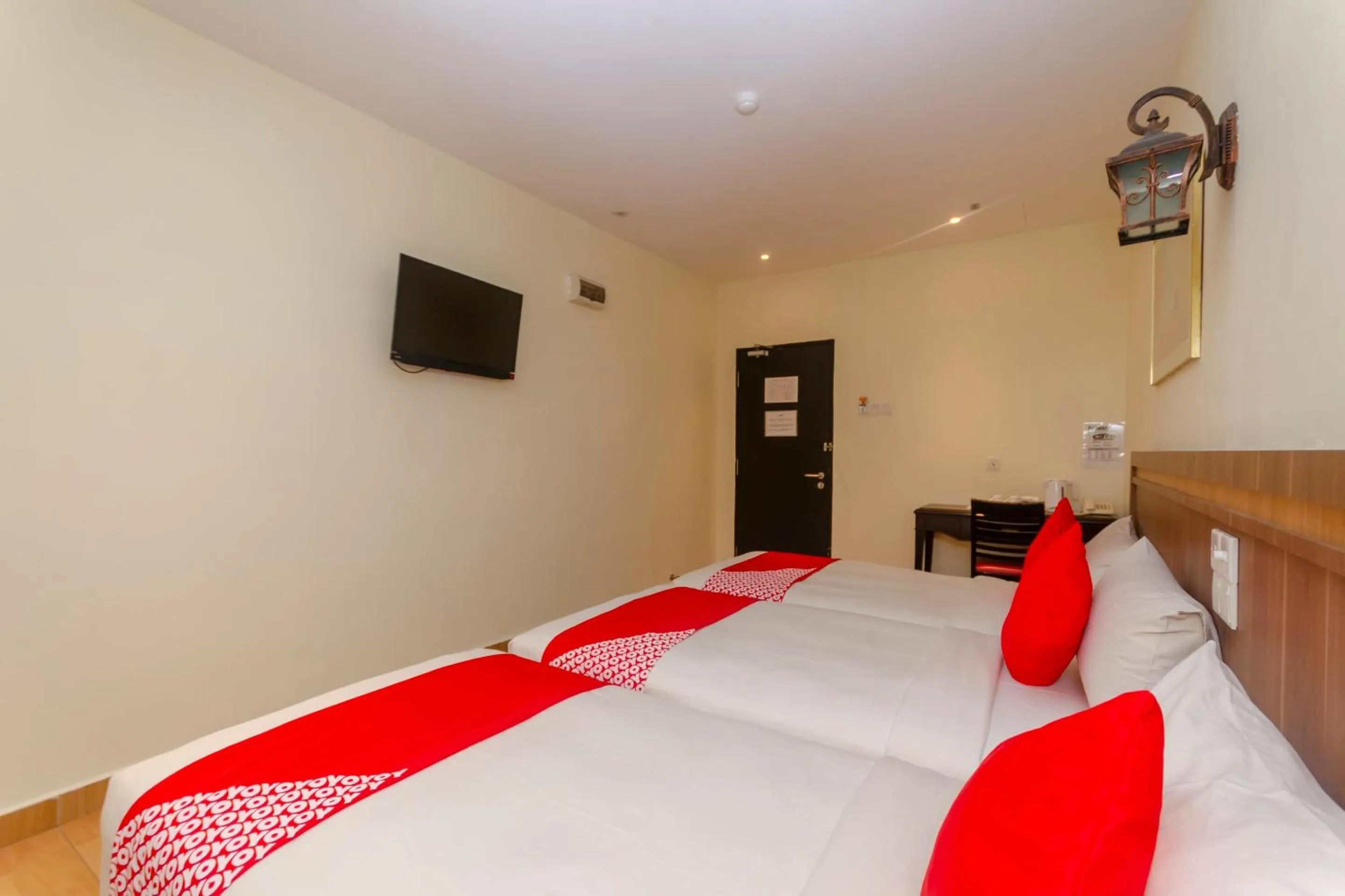 Bedroom, Bed in Hotel O The Vintage Hotel