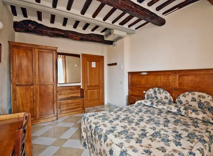 Bed in Al Mercato B&B