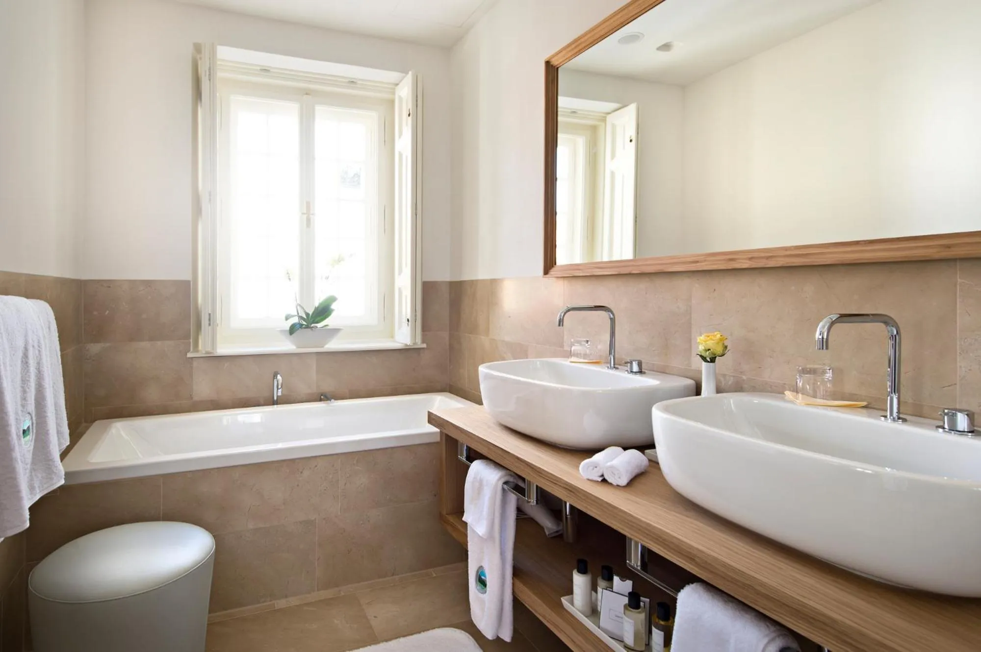 Bathroom in TAUROA G'Schlössl Murtal