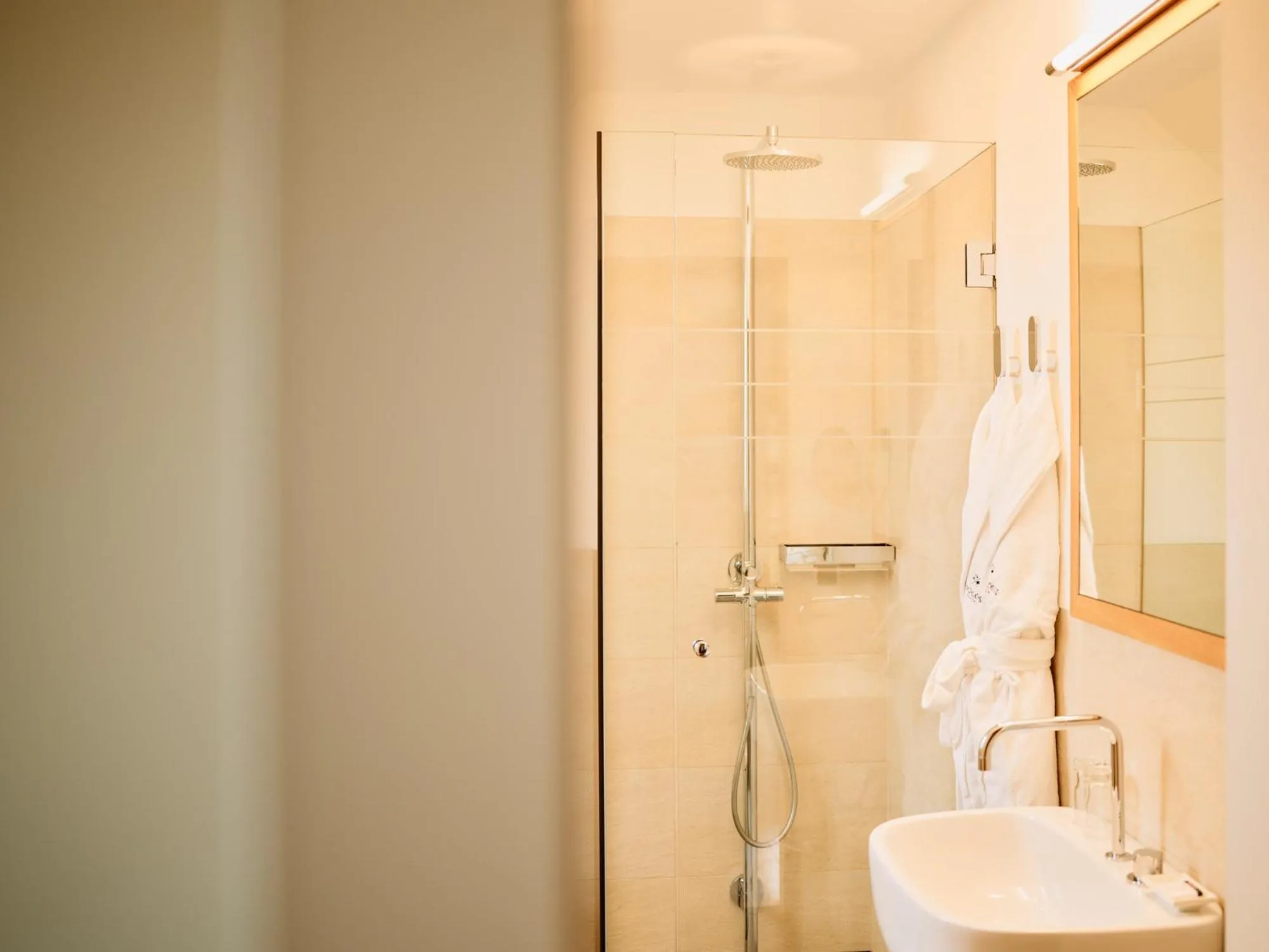 Bathroom in TAUROA G'Schlössl Murtal